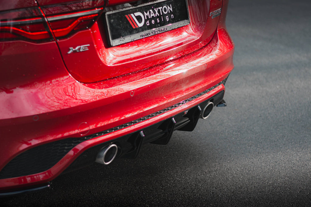 Maxton Design Diffusor Heck Ansatz passend für Jaguar XE R-Dynamic X760 Facelift schwarz Hochglanz