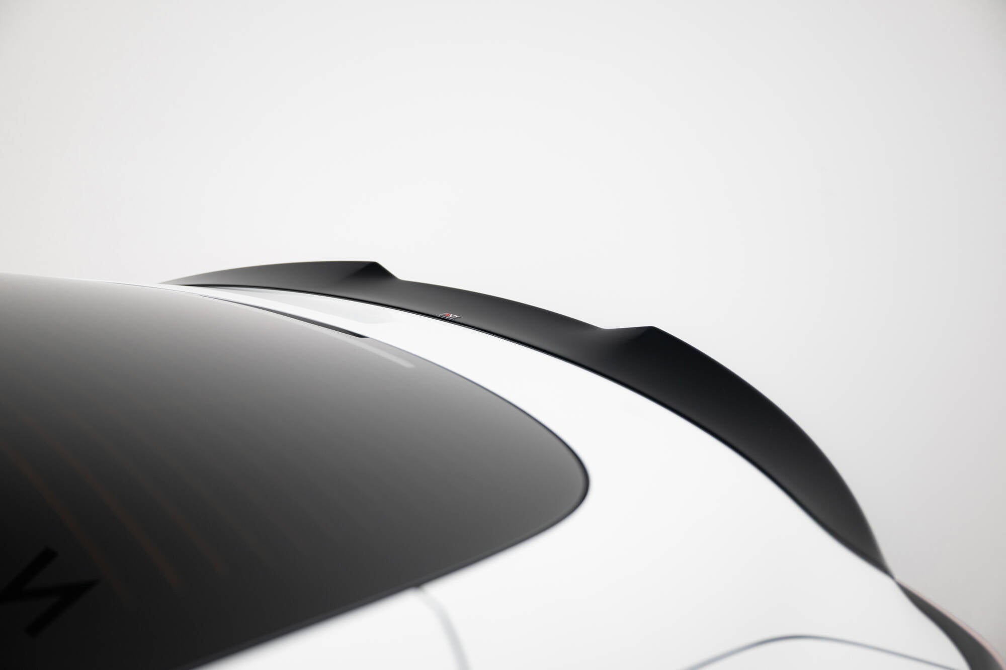 Maxton Design Spoiler CAP 3D passend für Tesla Model 3 Performance Mk1 Facelift schwarz Hochglanz