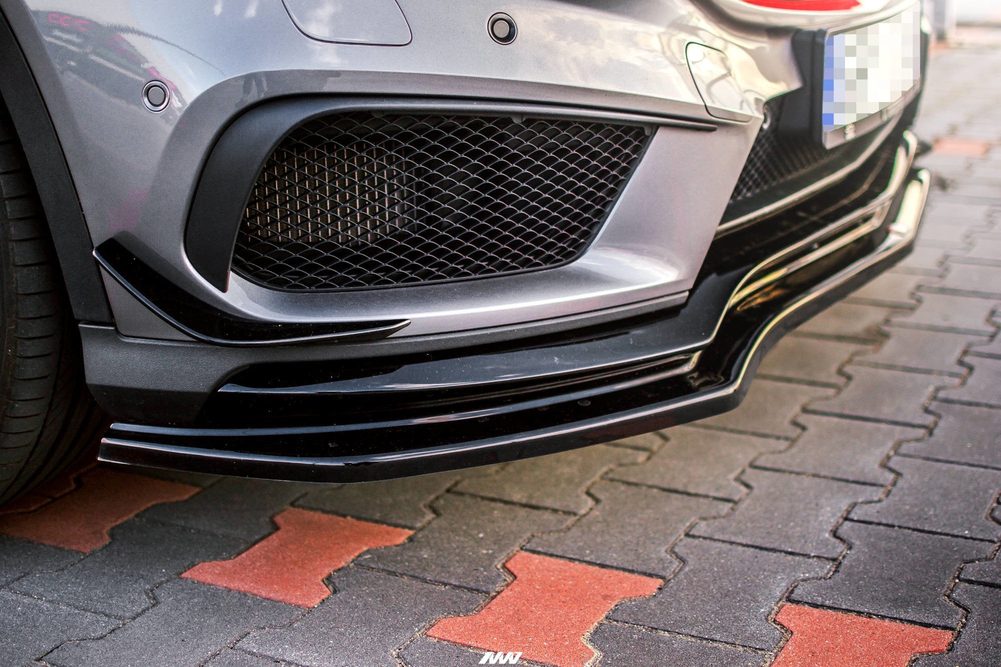 Maxton Design Front Ansatz für Mercedes GLA 45 AMG SUV (X156) vor Facelift schwarz matt