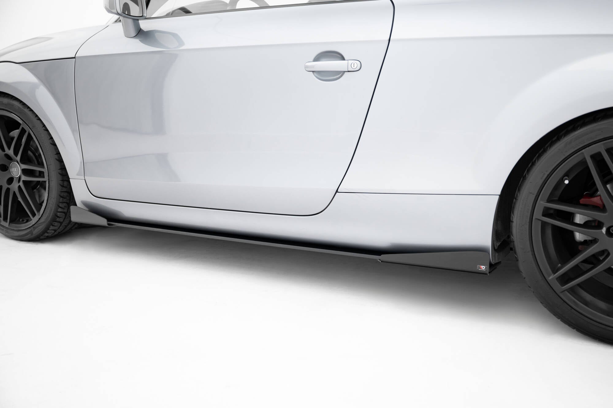 Maxton Design Street Pro Street+ Seitenschweller Leisten + Flaps passend für Audi TT S / TT S-Line 8J Facelift schwarz Hochglanz
