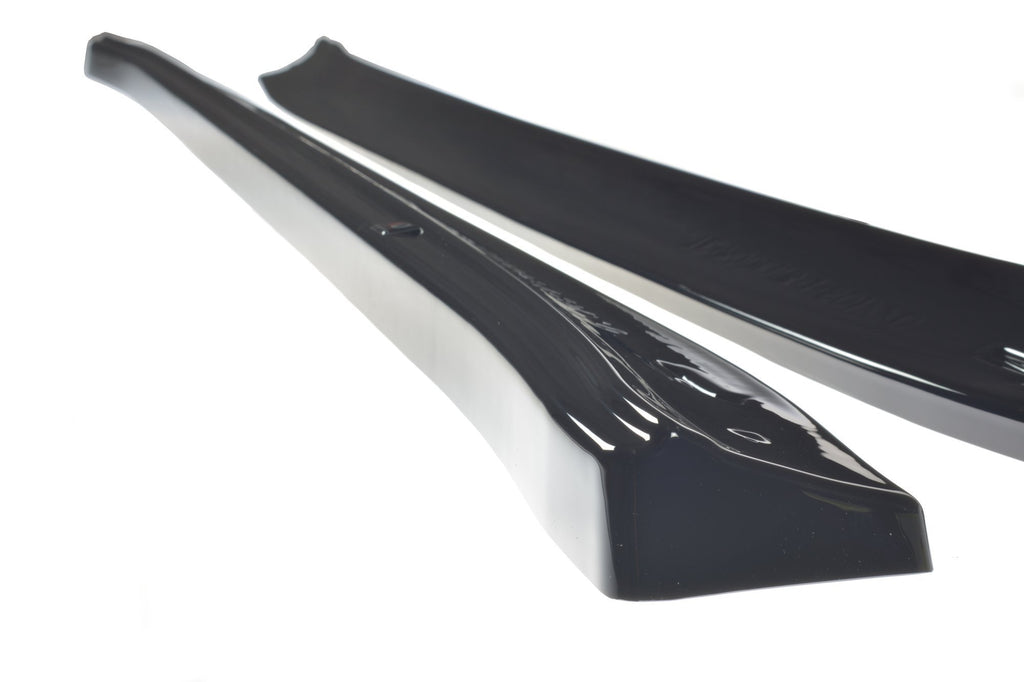 Maxton Design Street+ Seitenschweller Leisten passend für Tesla Model 3 / Model 3 Performance Mk1 / Mk1 Facelift schwarz Hochglanz