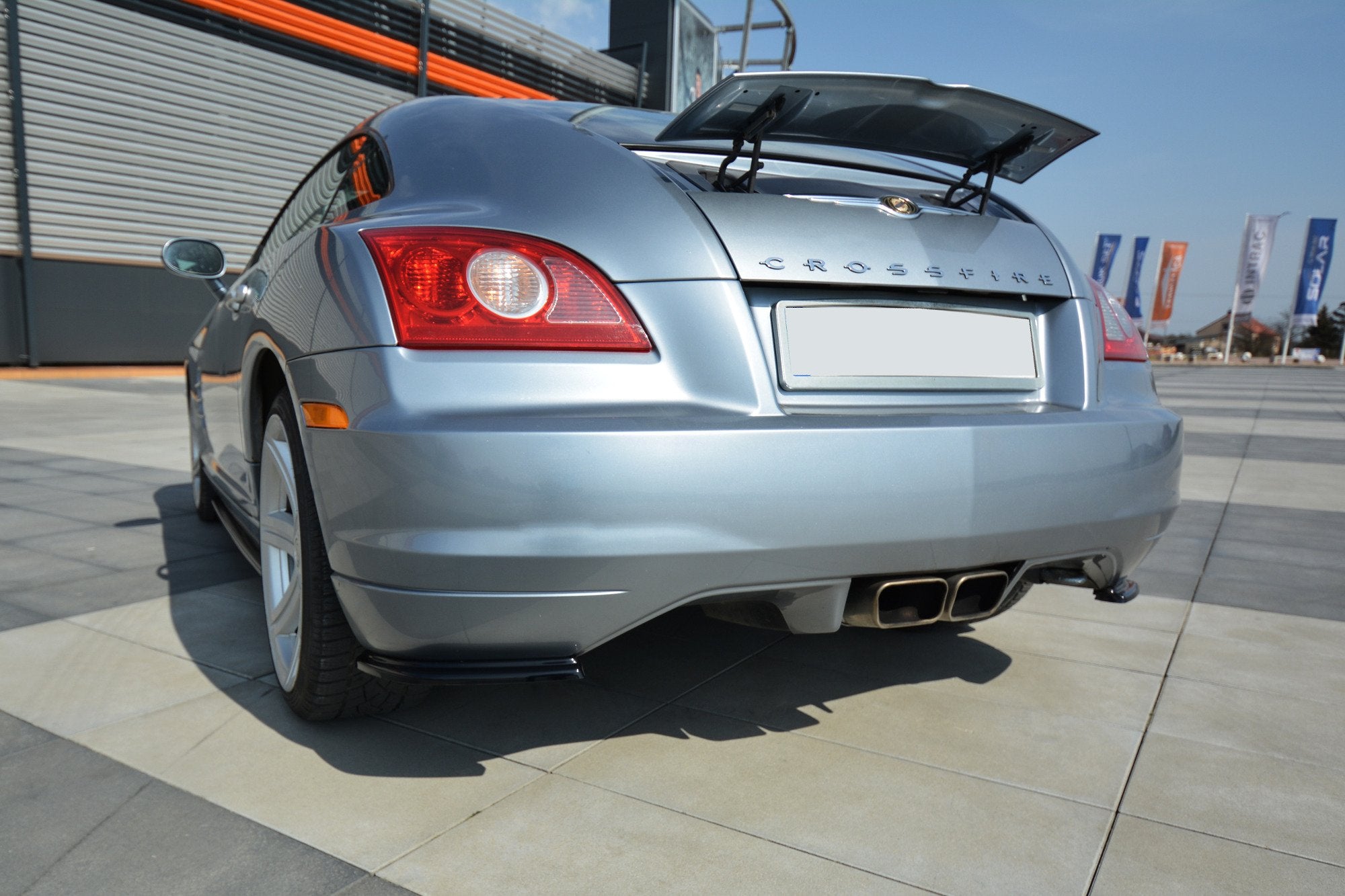 Maxton Design Heck Ansatz Flaps Diffusor passend für CHRYSLER CROSSFIRE schwarz Hochglanz