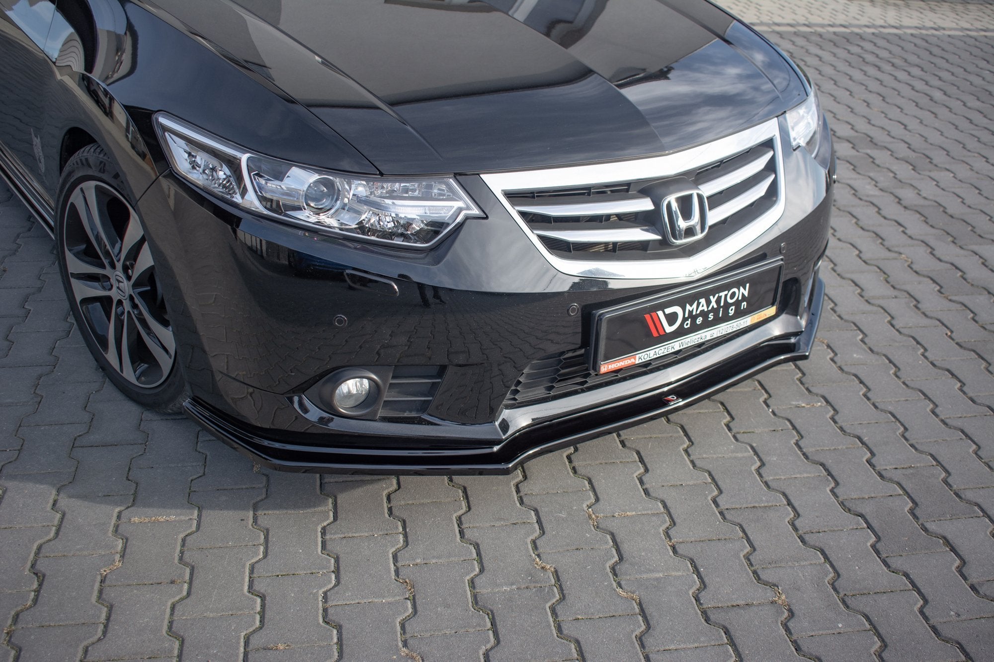 Maxton Design Front Ansatz für Honda Accord VIII (CU Series) Facelift schwarz matt