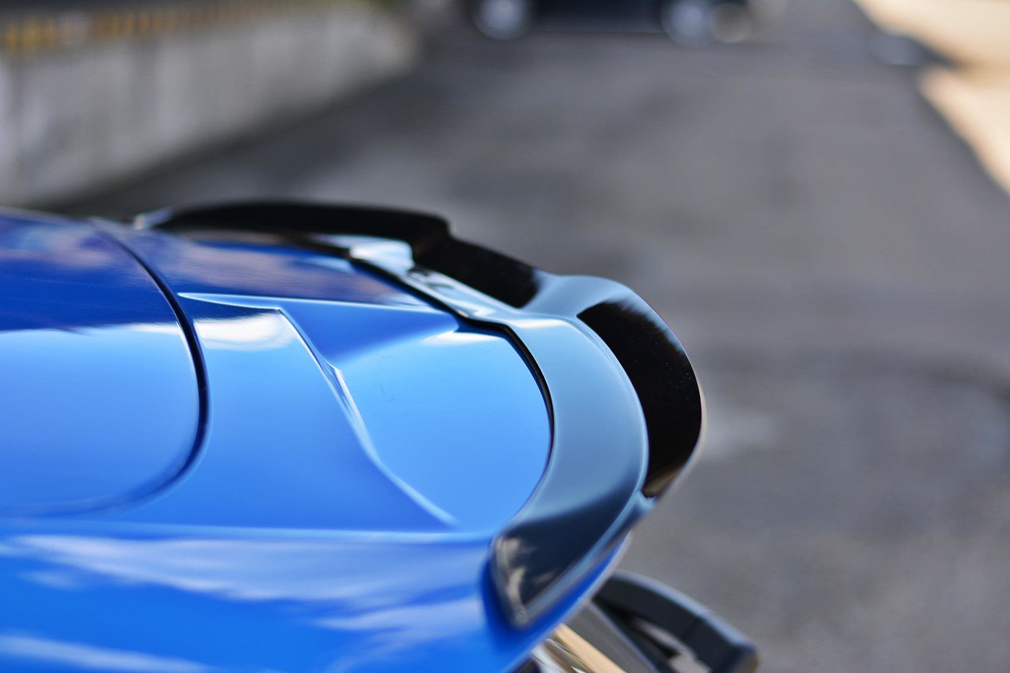 Maxton Design Spoiler CAP V.1 passend für Ford Focus Hatchback ST-Line Mk4 schwarz Hochglanz