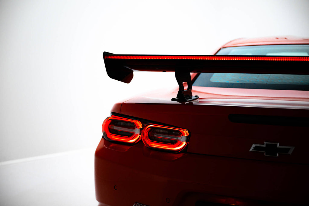 Maxton Design Carbon Spoiler With Internal Brackets Uprights + LED Chevrolet Camaro SS Mk6 Facelift für Chevrolet Camaro Mk6 Facelift