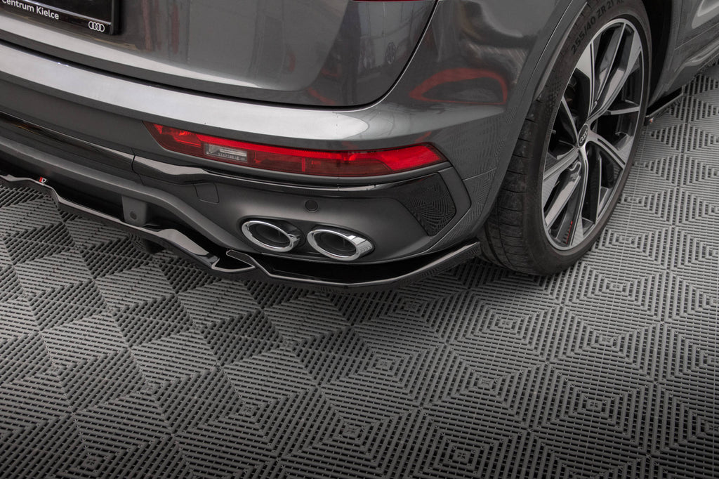 Maxton Design Street+ Mittlerer Diffusor RACE passend für Audi SQ5 / Q5 S-Line Sportback Mk2 Facelift schwarz Hochglanz