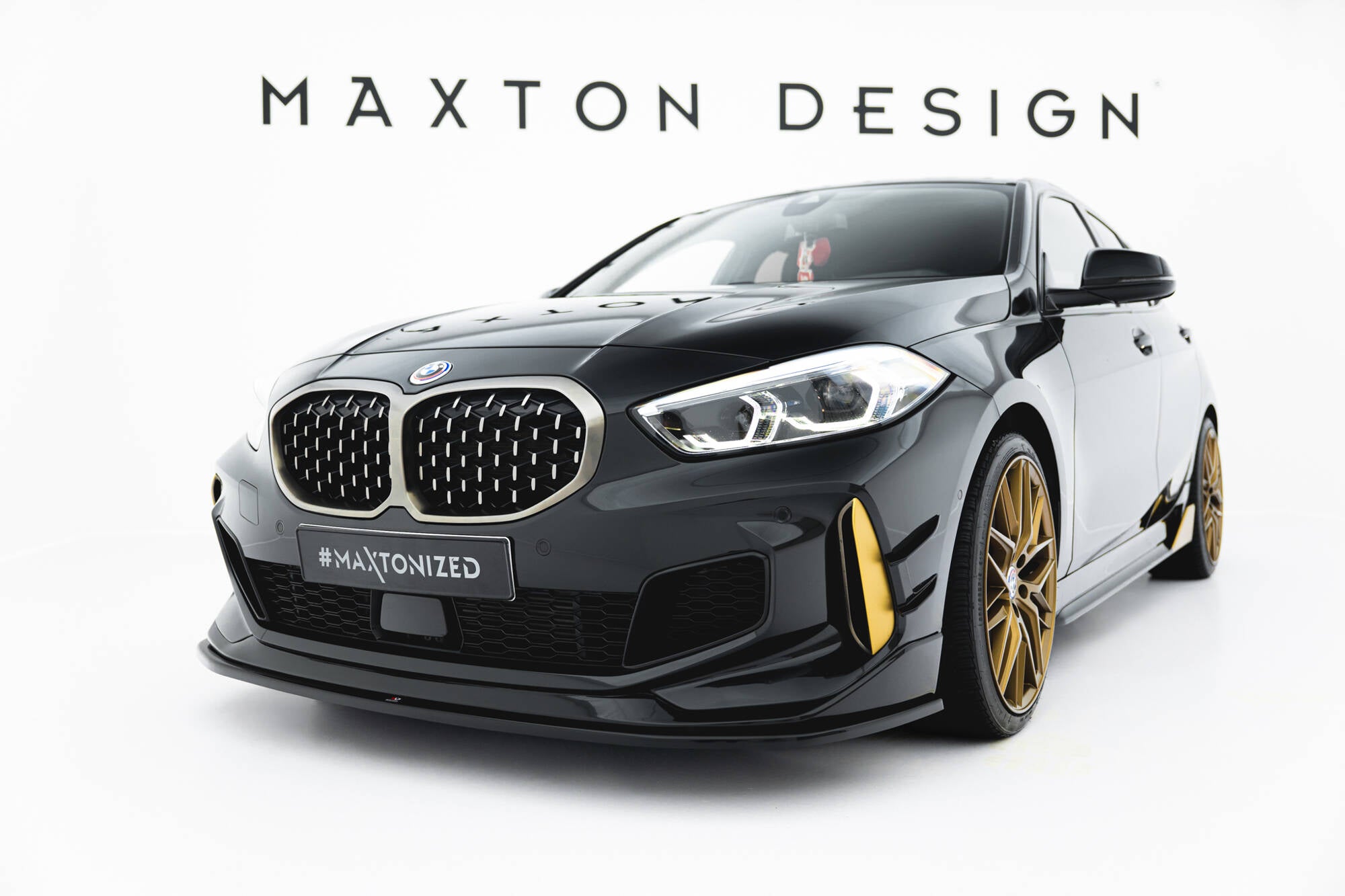 Maxton Design Street+ Spoilerlippe Front Ansatz passend für BMW M135i M-Performance F40 schwarz Hochglanz