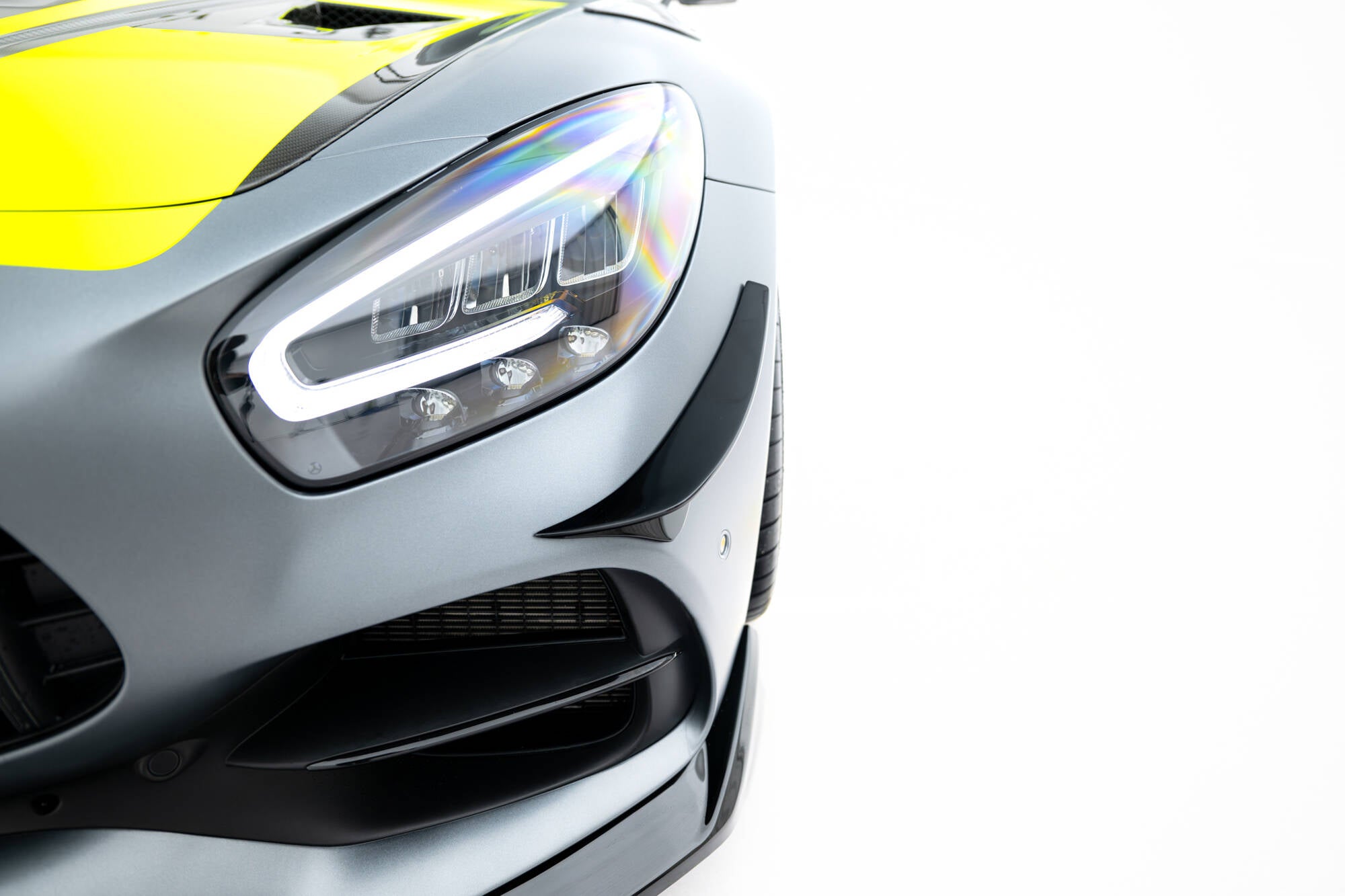Maxton Design Stoßstangen Flaps Wings vorne Canards passend für Mercedes-AMG GT C C190 Facelift