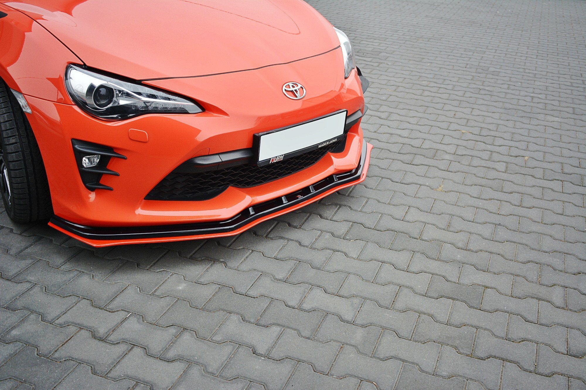 Maxton Design Street+ Spoilerlippe Front Ansatz V.4 passend für Toyota GT86 Facelift schwarz Hochglanz