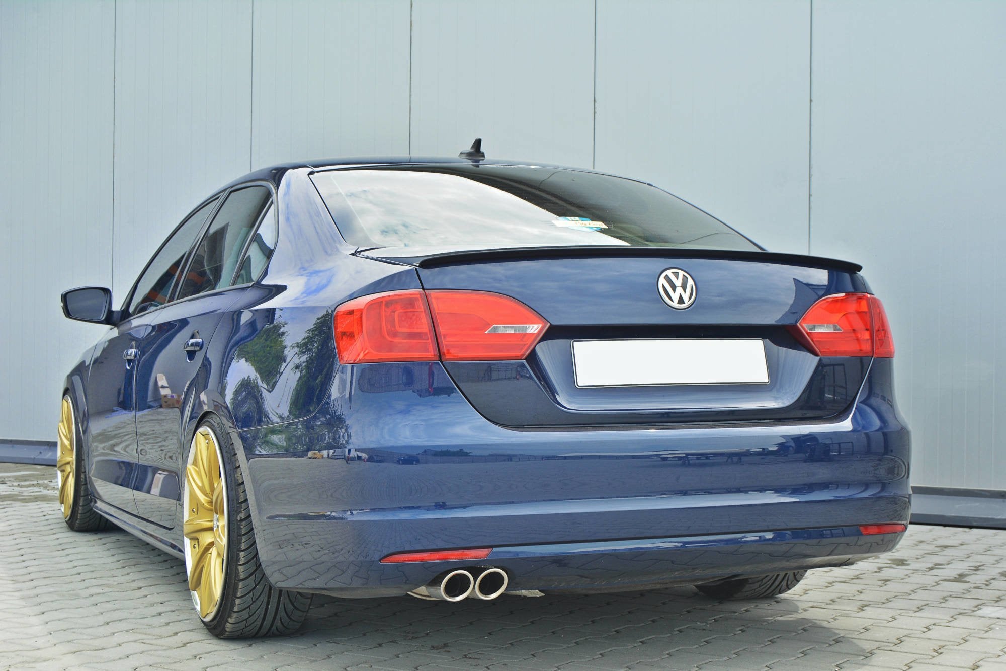 Maxton Design Spoiler CAP passend für VOLKSWAGEN JETTA MK6 SEDAN vor Facelift schwarz Hochglanz