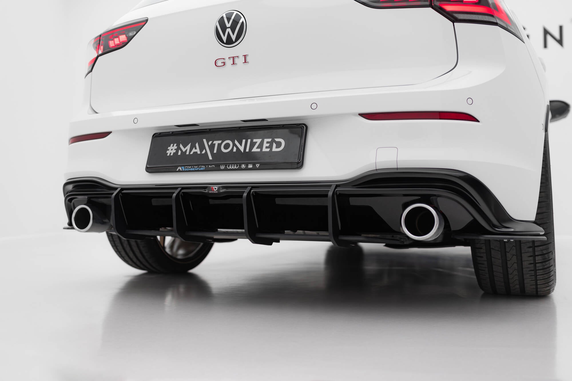 Maxton Design Street Pro Heckschürze V.4 passend für VW Golf GTI Mk8