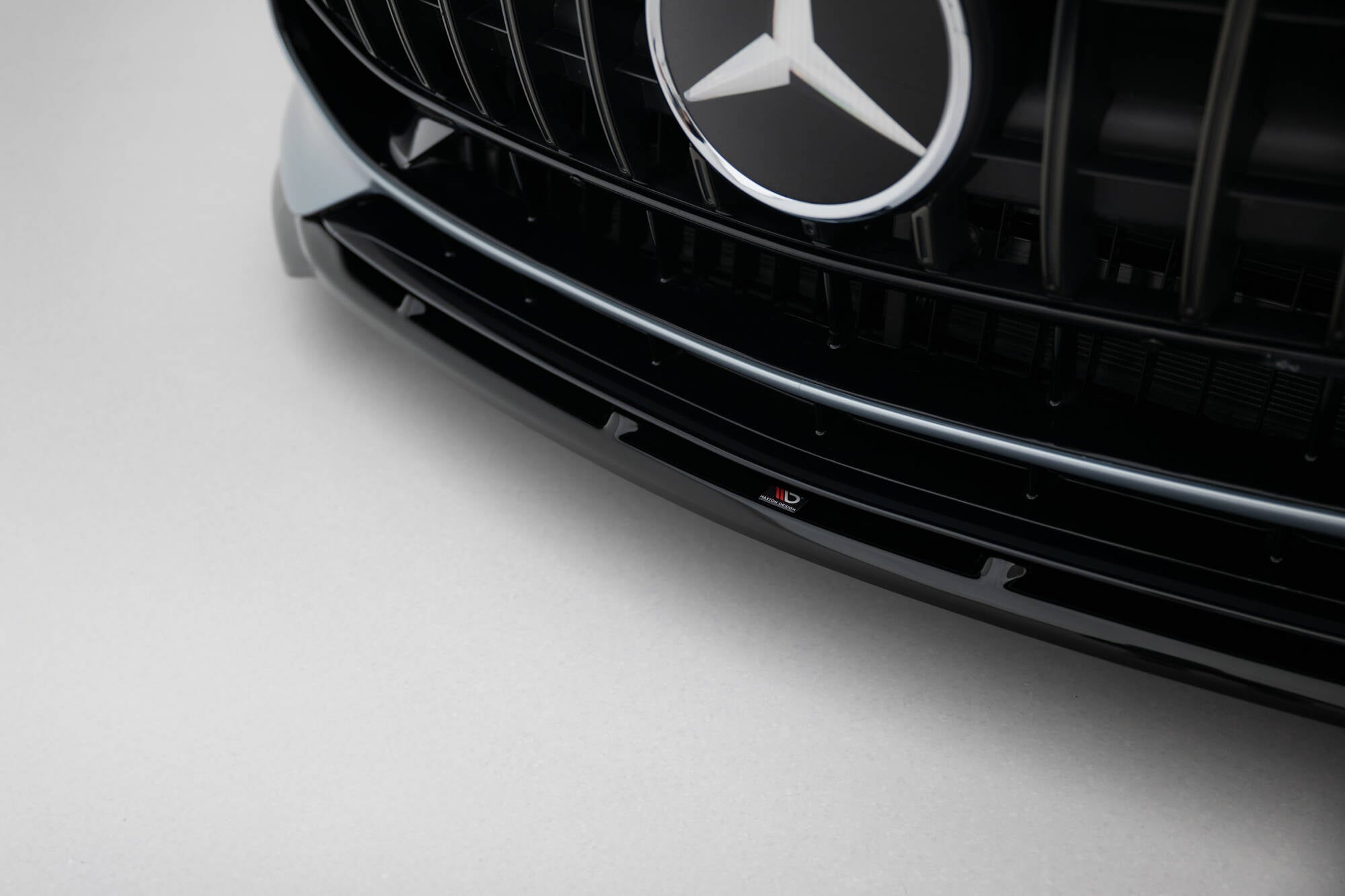 Maxton Design Street+ Spoilerlippe Front Ansatz V.2 passend für Mercedes-AMG GT 63 / 55 / 63 S E Performance C192 schwarz Hochglanz