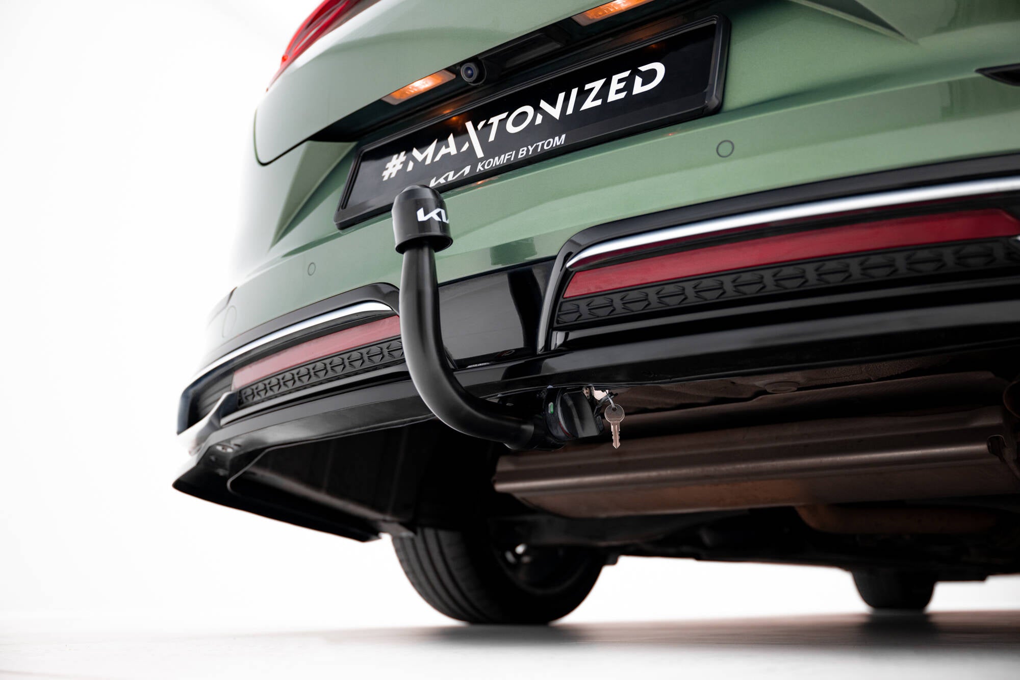 Maxton Design Street+ Mittlerer Diffusor RACE passend für Kia Proceed GT-Line Mk1 Facelift schwarz Hochglanz