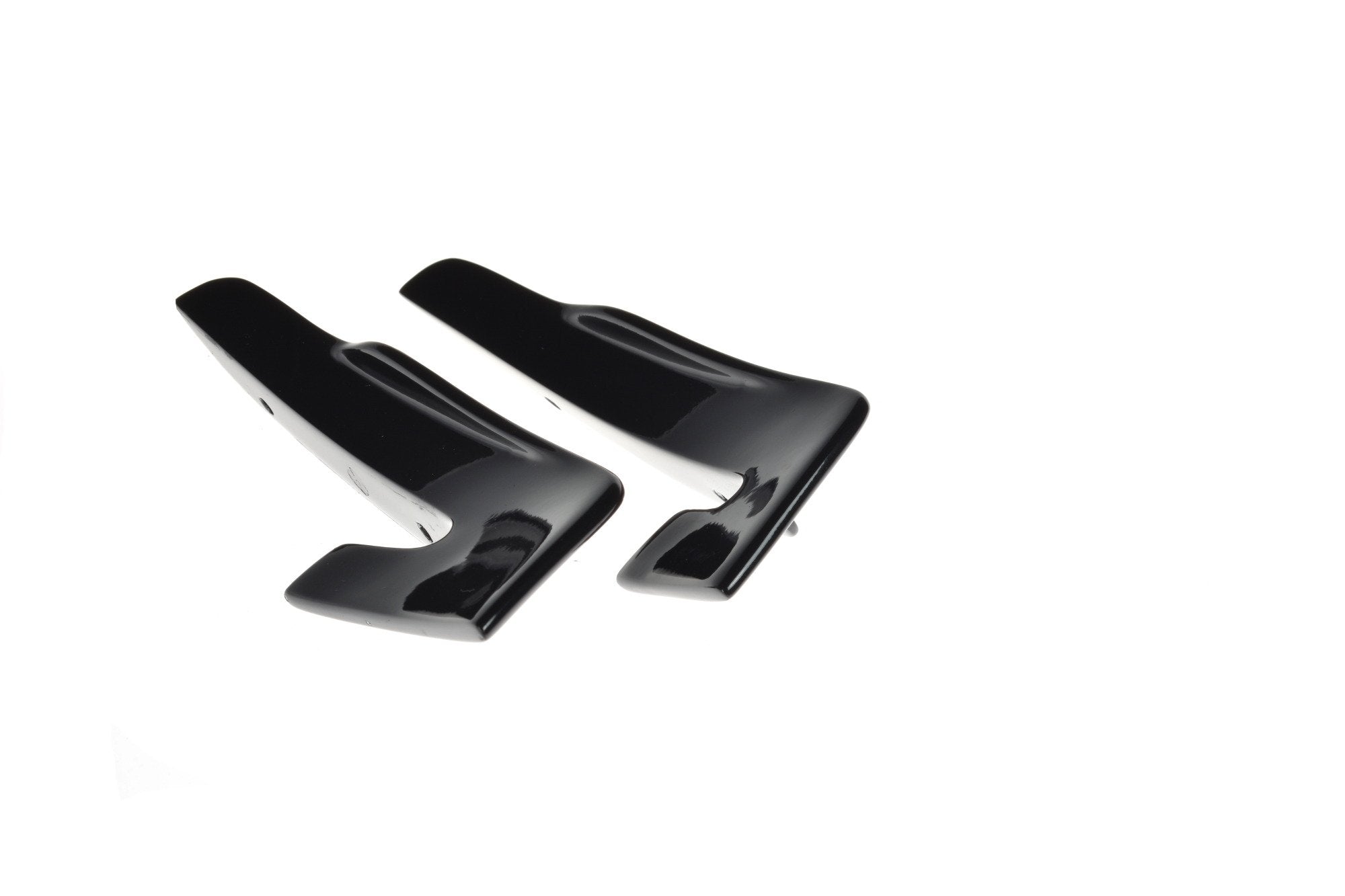 Maxton Design Stoßstangen Flaps Wings vorne Canards passend für Ford Focus ST / ST-Line Mk4