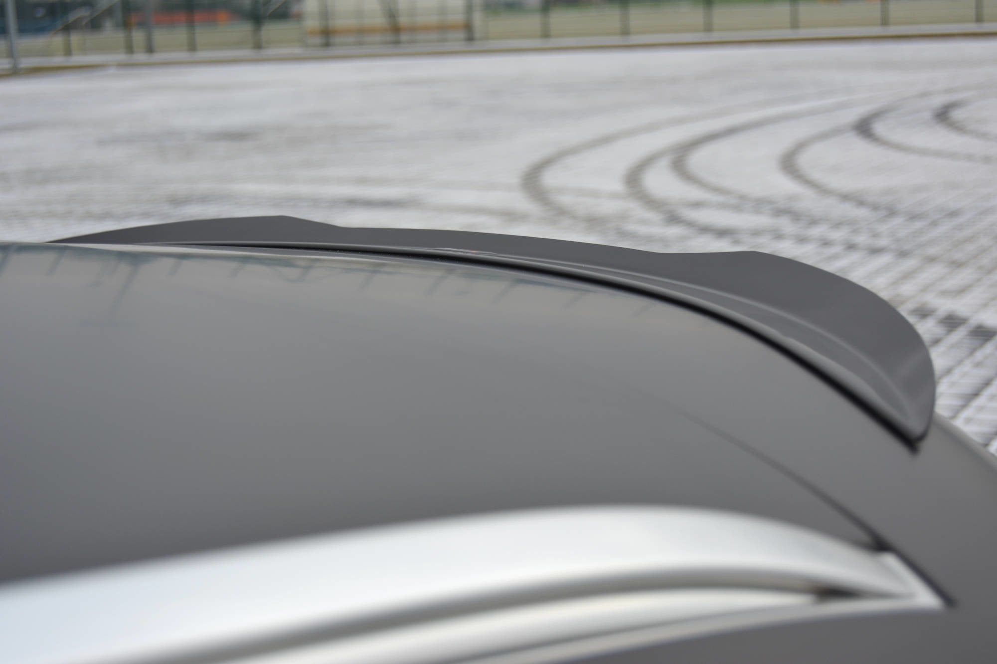 Maxton Design Spoiler CAP passend für JAGUAR XF X250 SPORTBRAKE schwarz Hochglanz