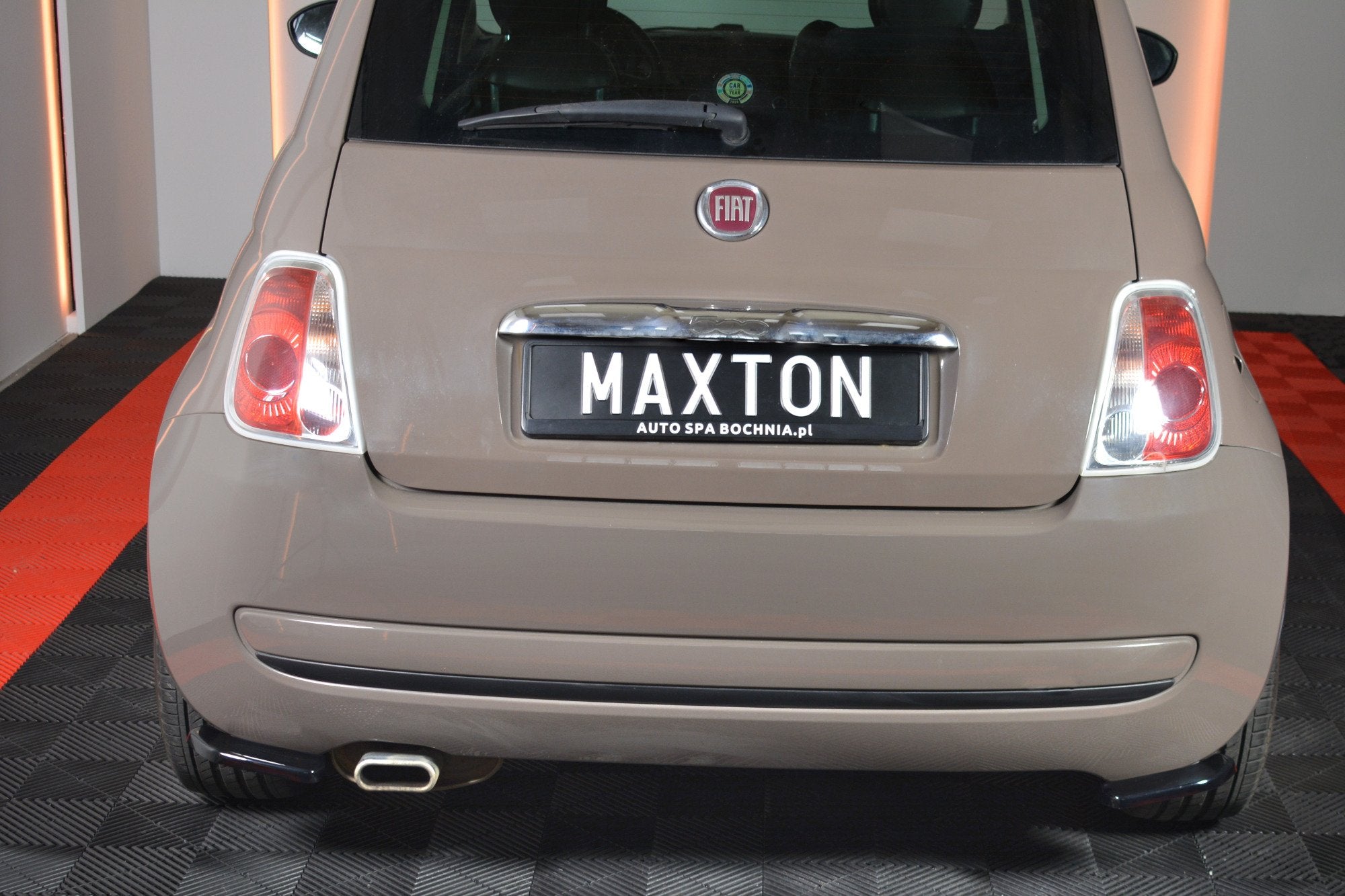 Maxton Design Heck Ansatz Flaps Diffusor passend für Fiat 500 schwarz Hochglanz