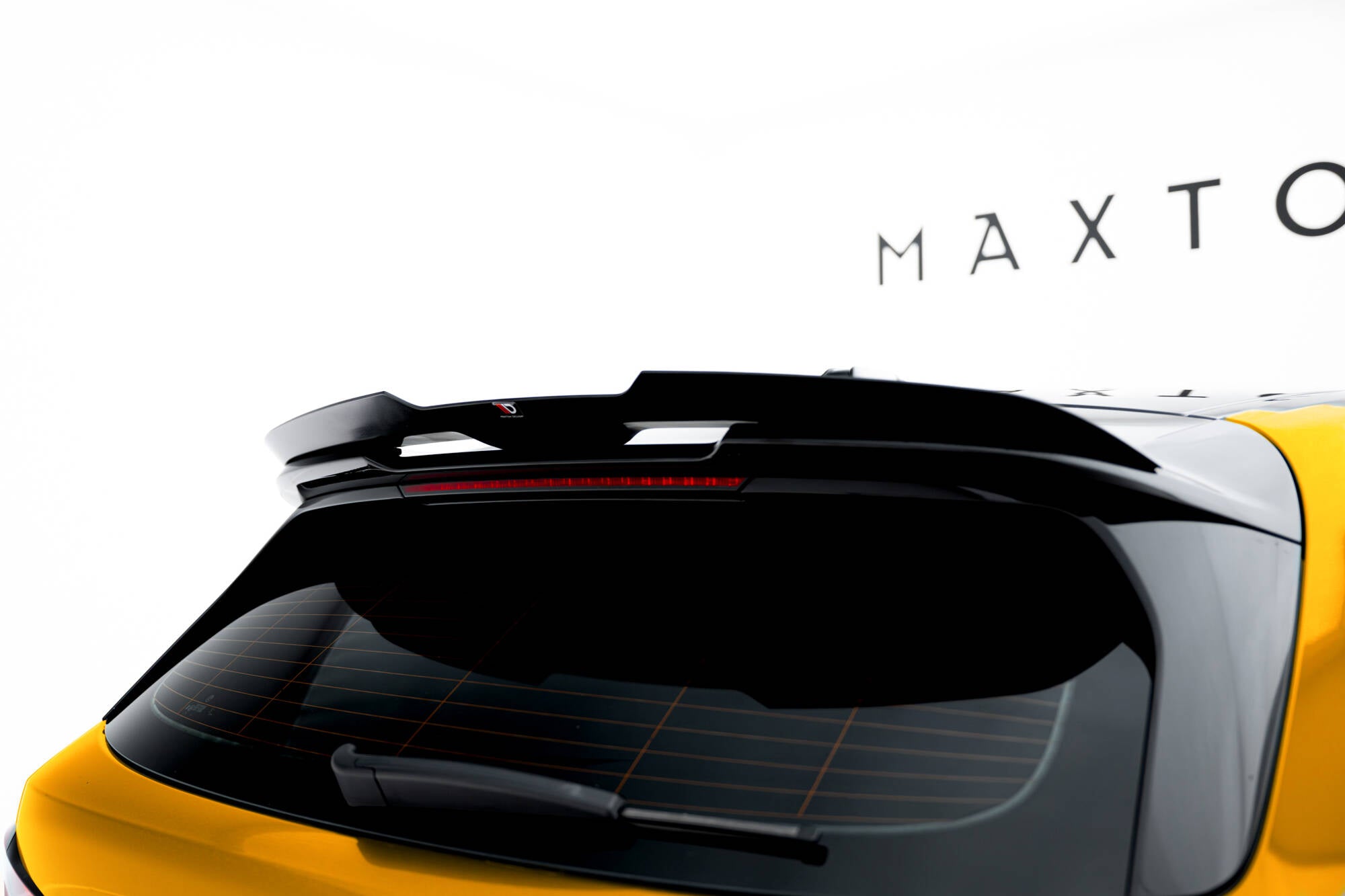 Maxton Design Spoiler CAP V.3 passend für BMW 1er M-Paket F70 schwarz Hochglanz