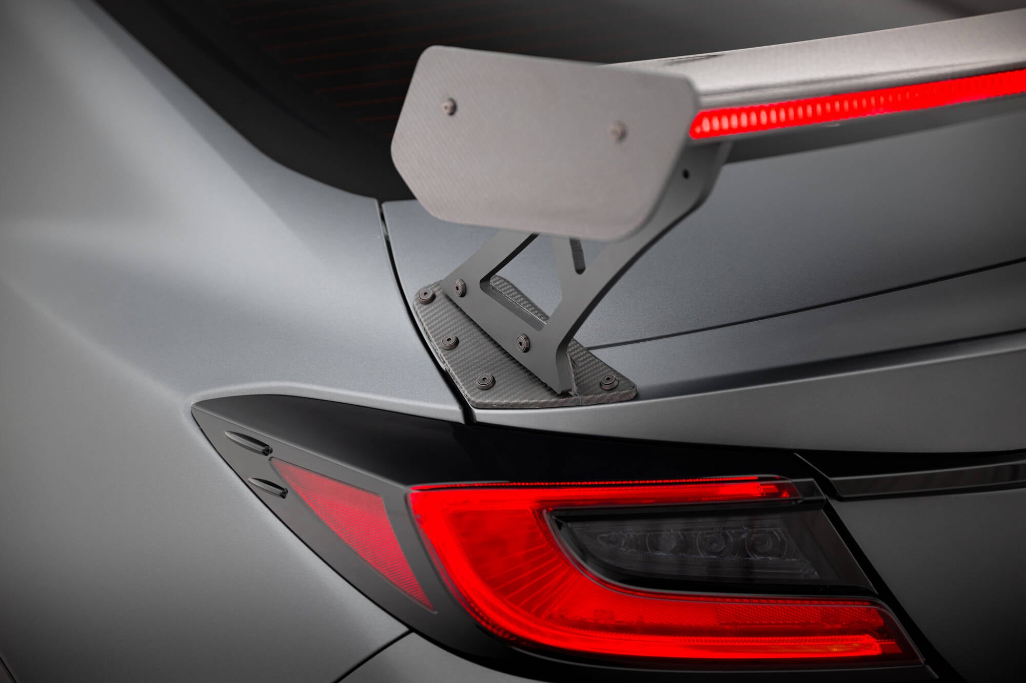 Maxton Design Carbon Spoiler With External Brackets Uprights + LED Toyota GR86 / Subaru BRZ Mk2 für Toyota GR86 Mk1