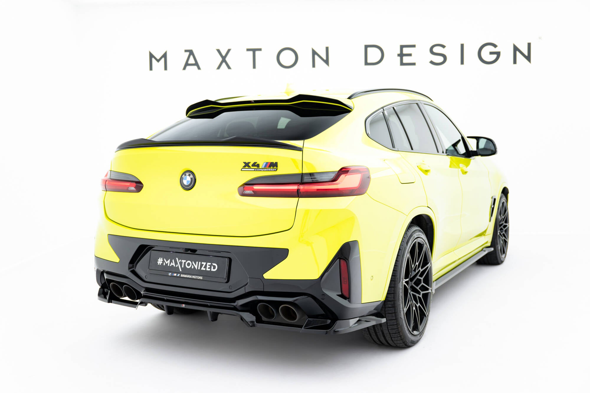 Maxton Design Street+ Mittlerer Diffusor RACE passend für BMW X4M F98 Facelift schwarz Hochglanz
