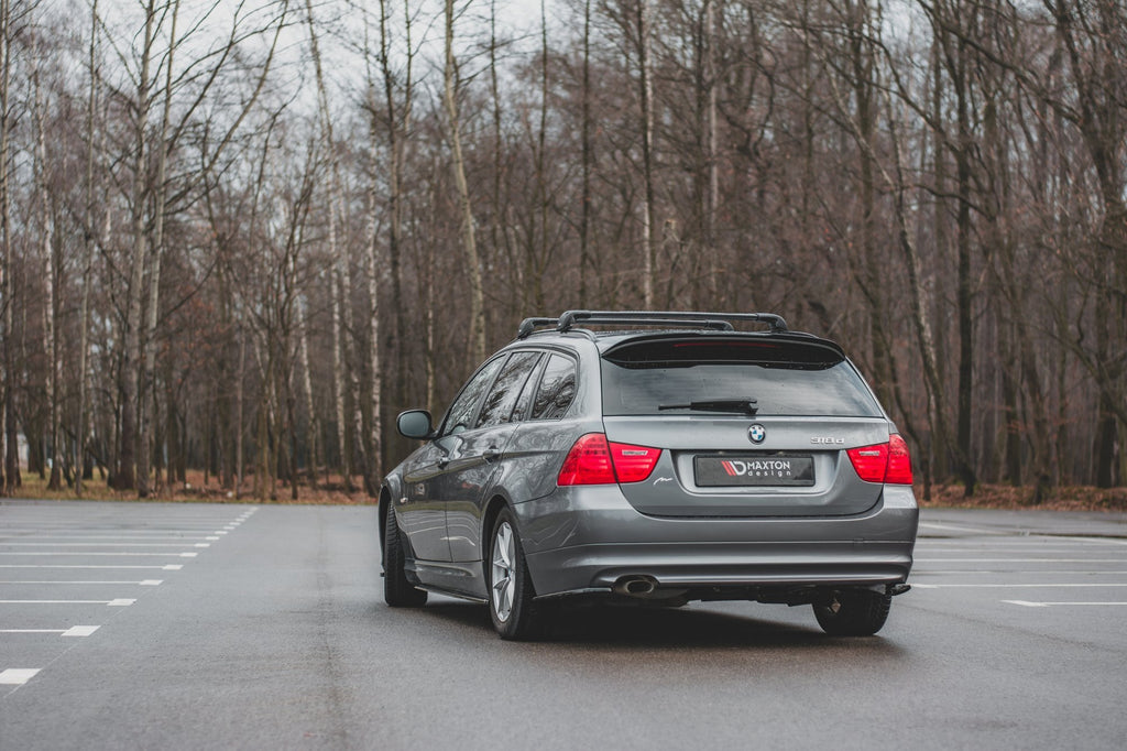 Maxton Design Heck Ansatz Flaps Diffusor für BMW 3er E91 Facelift Carbon Look