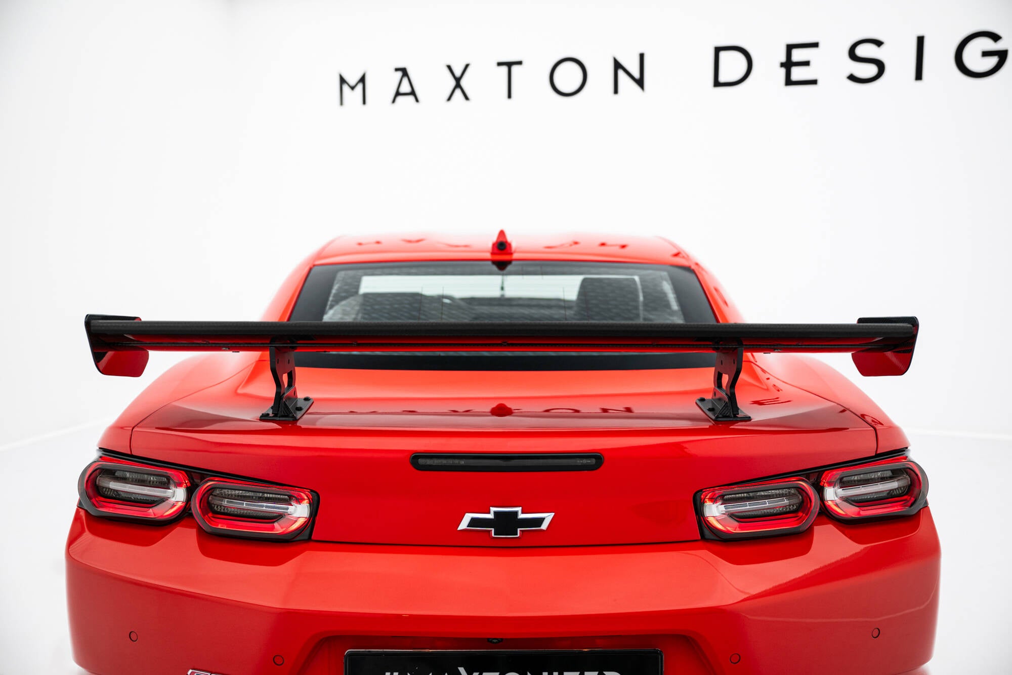 Maxton Design Carbon Spoiler With Internal Brackets Uprights Chevrolet Camaro SS Mk6 Facelift für Chevrolet Camaro Mk6 Facelift