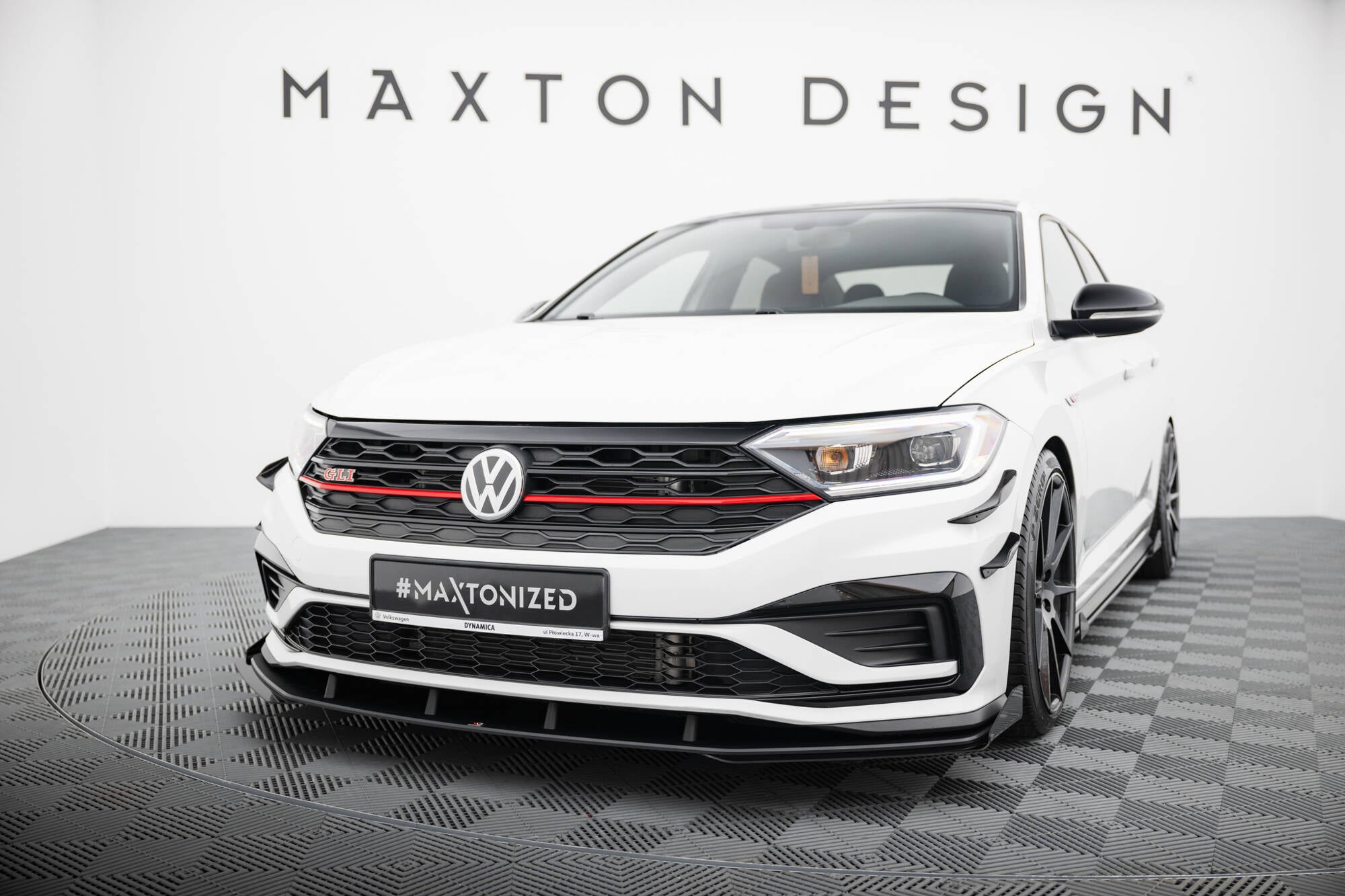 Maxton Design Street Pro Street+ Spoilerlippe Front Ansatz + Flaps passend für Ford Mustang GT Mk6 schwarz Hochglanz