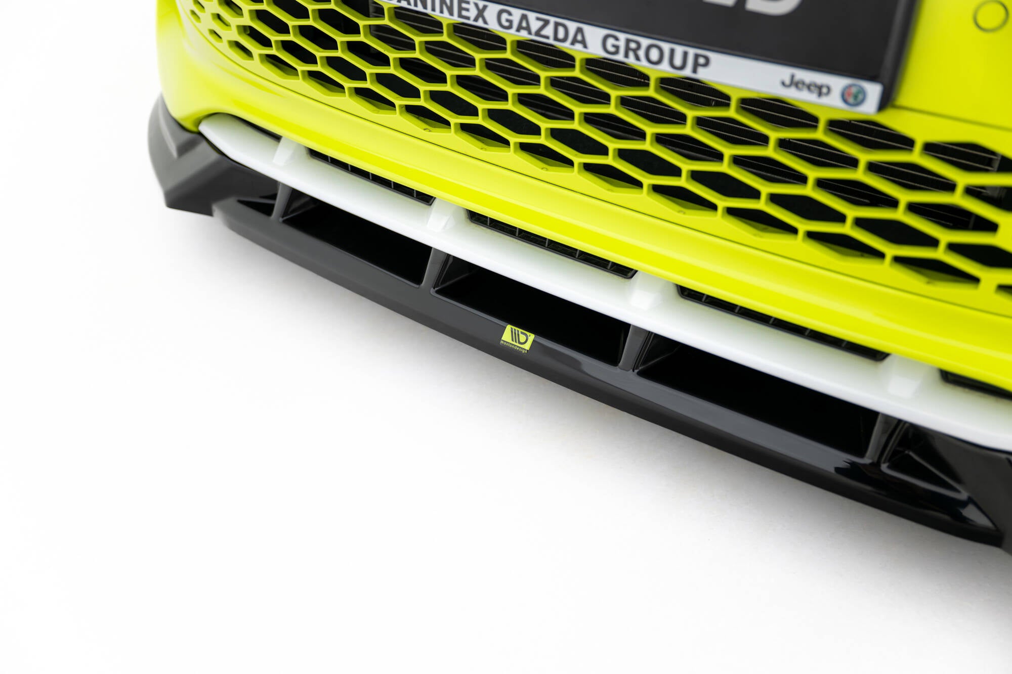 Maxton Design Street+ Spoilerlippe Front Ansatz passend für Abarth 500e schwarz Hochglanz