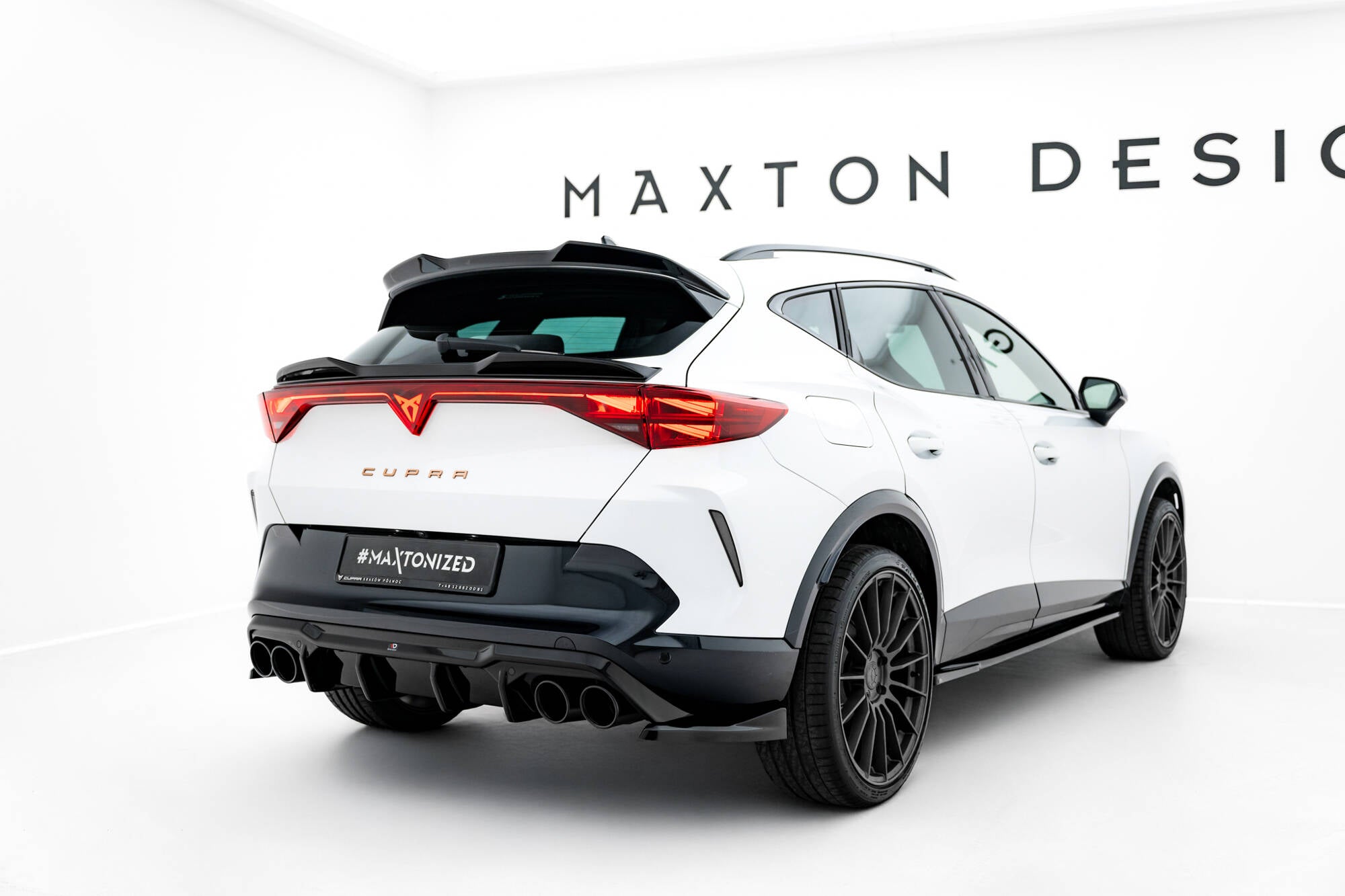 Maxton Design Heck Ansatz Flaps Diffusor V.4 passend für Cupra Formentor Mk1 Facelift schwarz Hochglanz