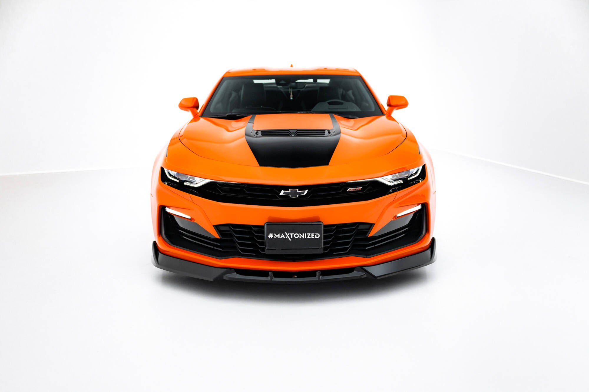 Maxton Design Street+ Spoilerlippe Front Ansatz V.2 passend für Chevrolet Camaro SS Mk6 Facelift schwarz Hochglanz