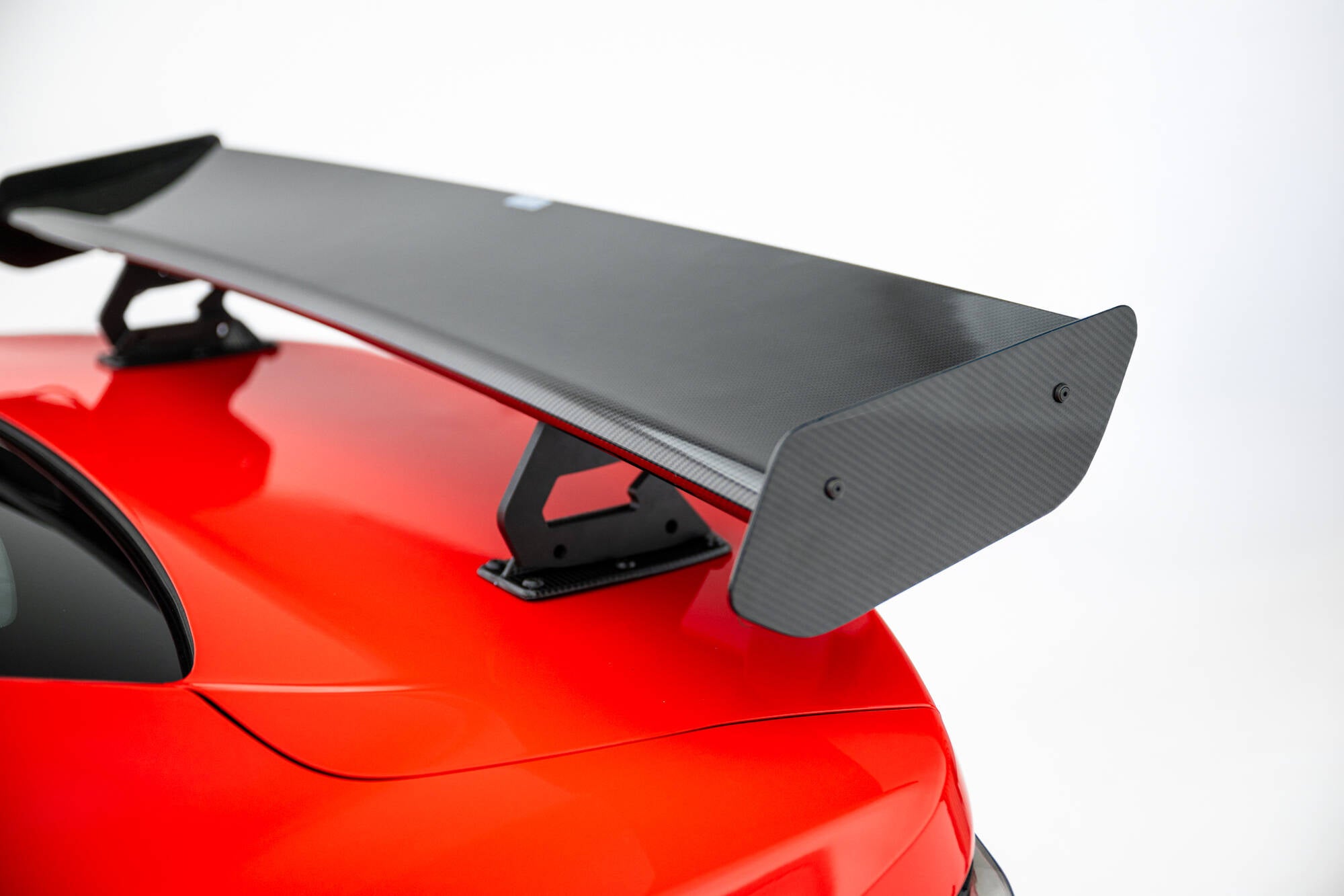 Maxton Design Carbon Spoiler With Internal Brackets Uprights + LED Chevrolet Camaro SS Mk6 Facelift für Chevrolet Camaro Mk6 Facelift