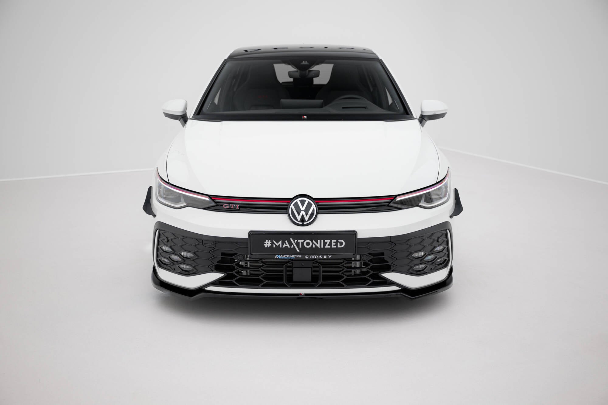 Maxton Design Street+ Spoilerlippe Front Ansatz V.3 passend für VW Golf GTI / GTE / R-Line Mk8 Facelift schwarz Hochglanz