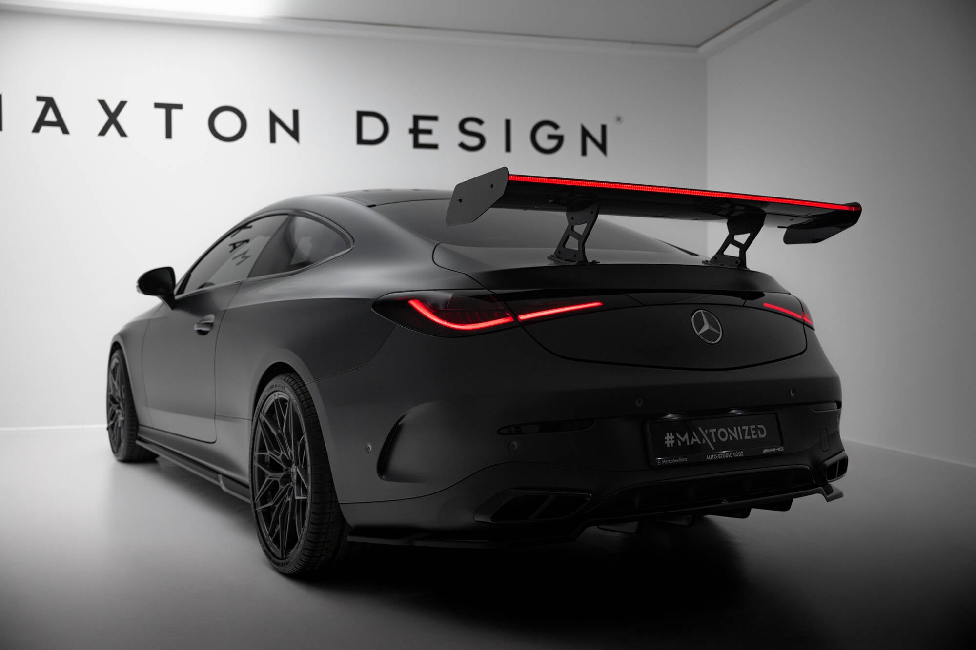 Maxton Design Carbon Spoiler V.2 + LED Mercedes-AMG CLE 53 C236 für Mercedes-Benz CLE C236