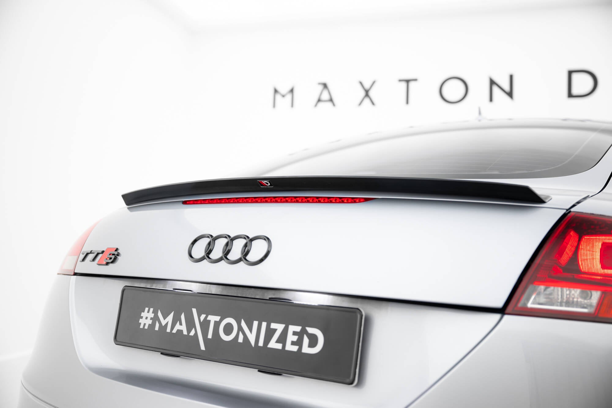 Maxton Design Spoiler CAP passend für Audi TT 8J schwarz Hochglanz