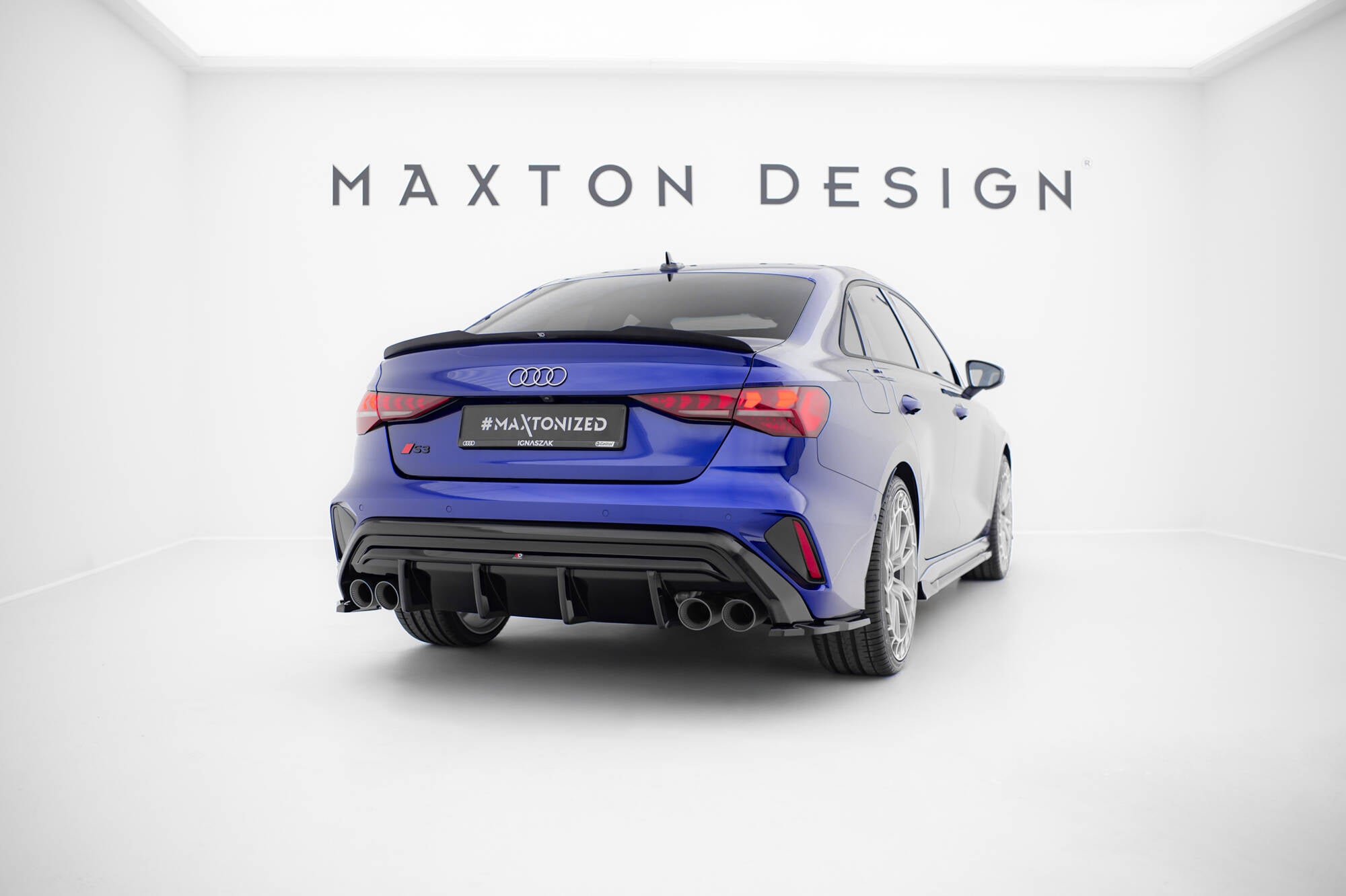 Maxton Design Heck Ansatz Flaps Diffusor V.3 passend für Audi S3 Limousine 8Y Facelift schwarz Hochglanz