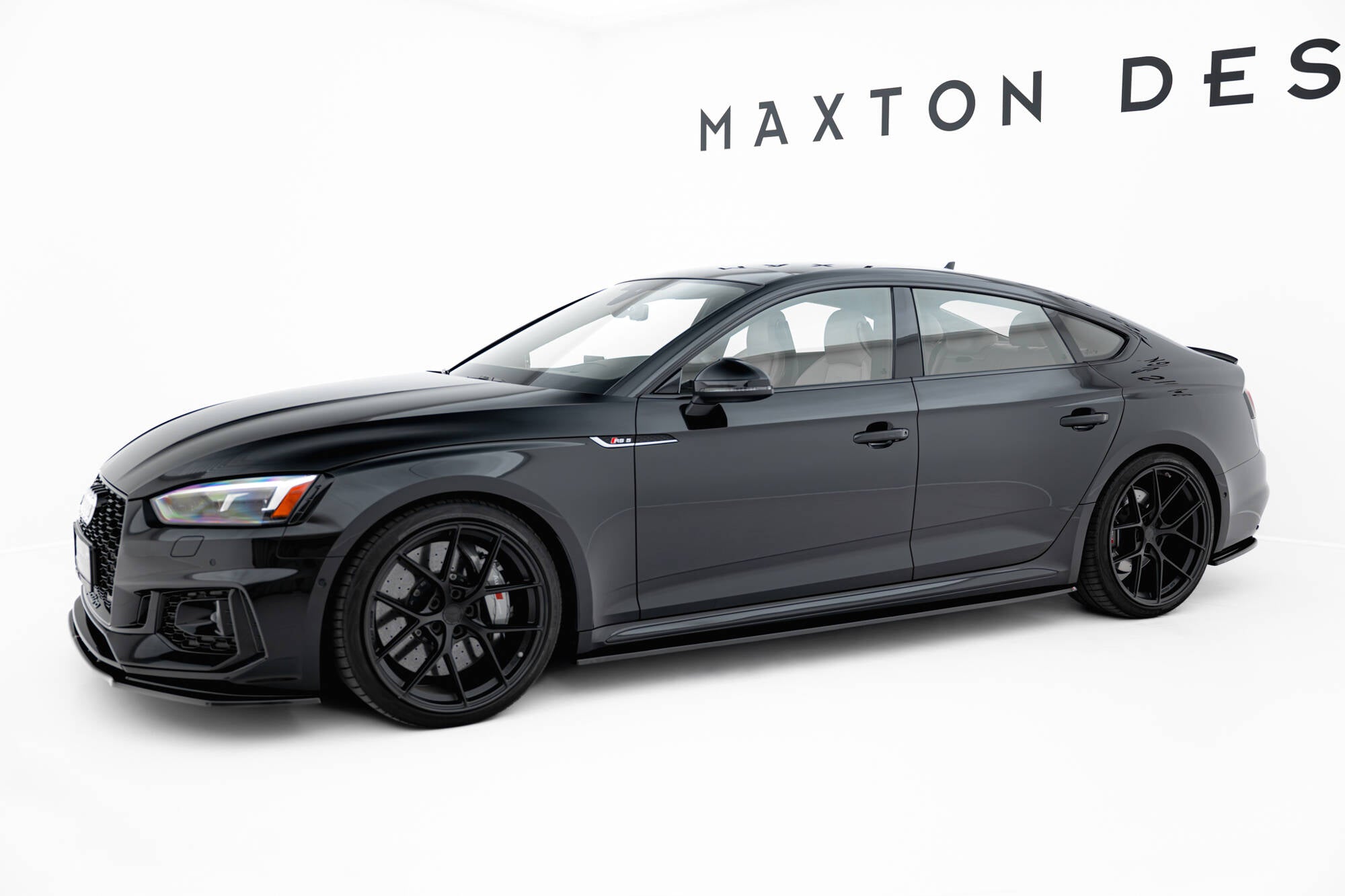 Maxton Design Street+ Seitenschweller Leisten passend für Audi RS5 Sportback F5 schwarz Hochglanz