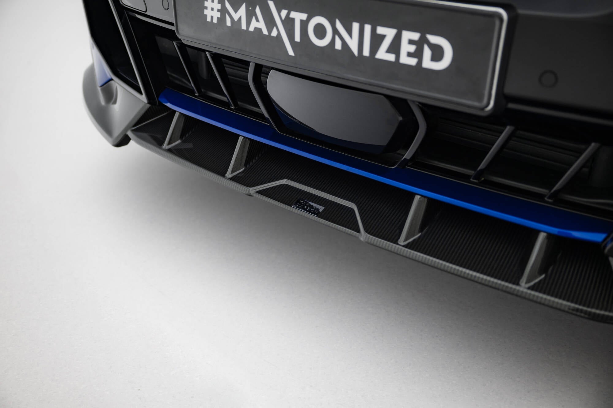 Maxton Design Prepreg Carbon Fiber Street+ Spoilerlippe Front Ansatz passend für BMW X5 M-Paket G05 Facelift