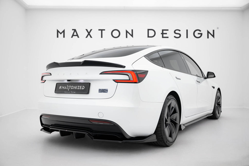 Maxton Design Street+ Mittlerer Diffusor RACE passend für V.1 Tesla Model 3 Performance Mk1 Facelift schwarz Hochglanz