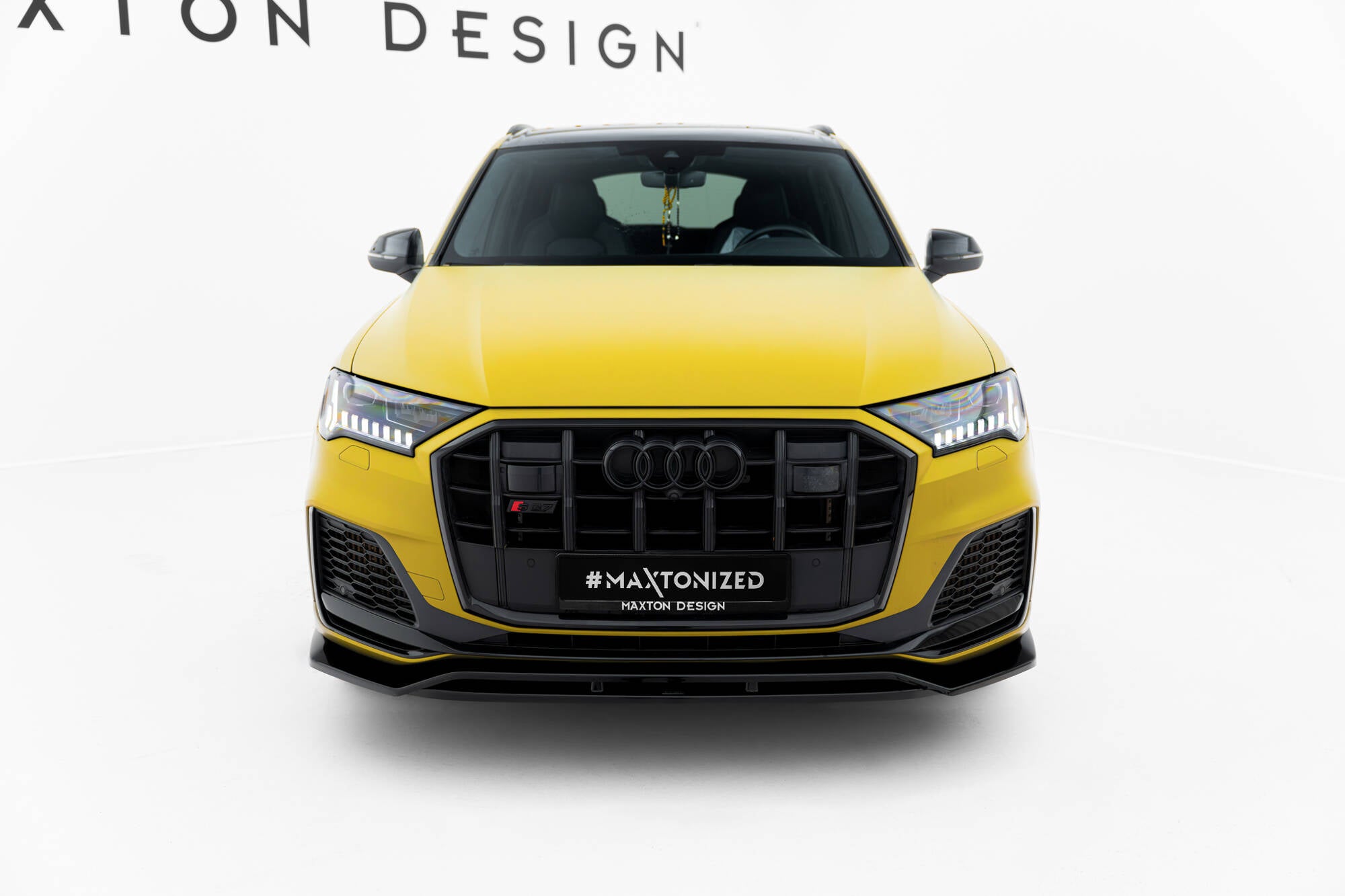 Maxton Design Street+ Spoilerlippe Front Ansatz V.1 passend für Audi SQ7 /Q7 S-Line Mk2 (4M) Facelift schwarz Hochglanz