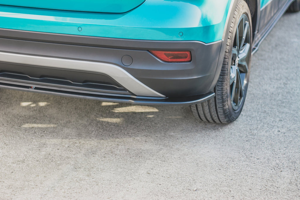 Maxton Design Mittlerer Diffusor Heck Ansatz für Volkswagen T-Cross schwarz matt