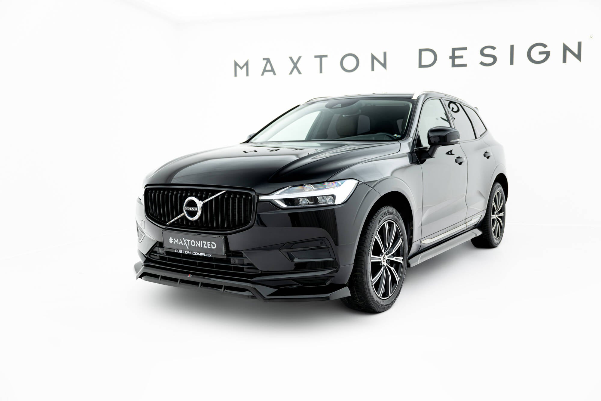 Maxton Design Street+ Spoilerlippe Front Ansatz passend für Volvo XC60 Mk2 schwarz Hochglanz