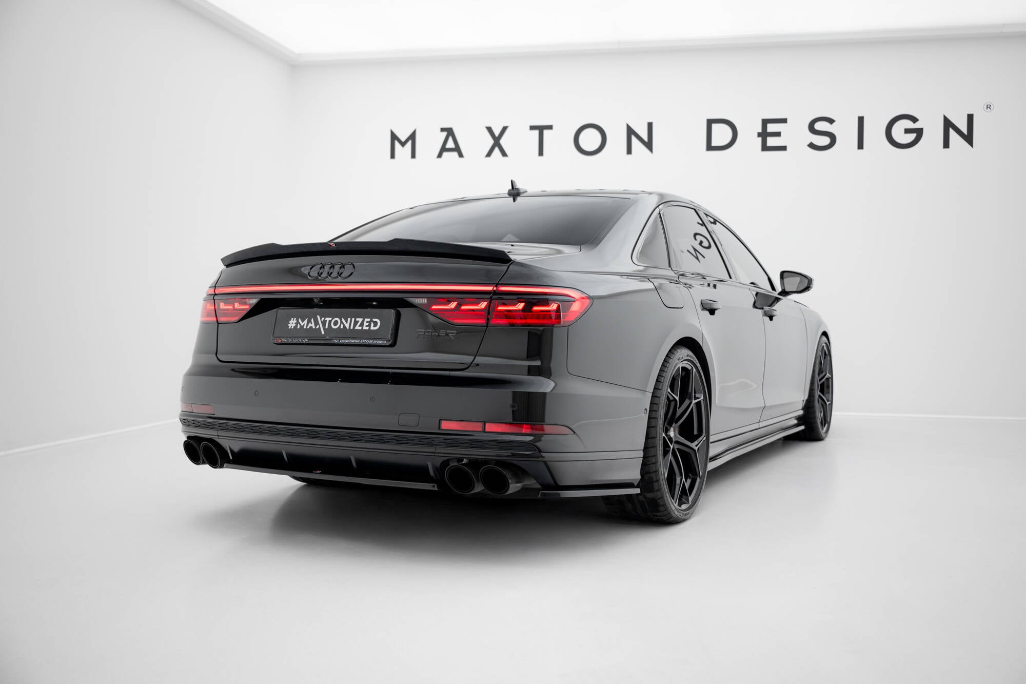 Maxton Design Heck Ansatz Flaps Diffusor passend für Audi S8 D5 schwarz Hochglanz