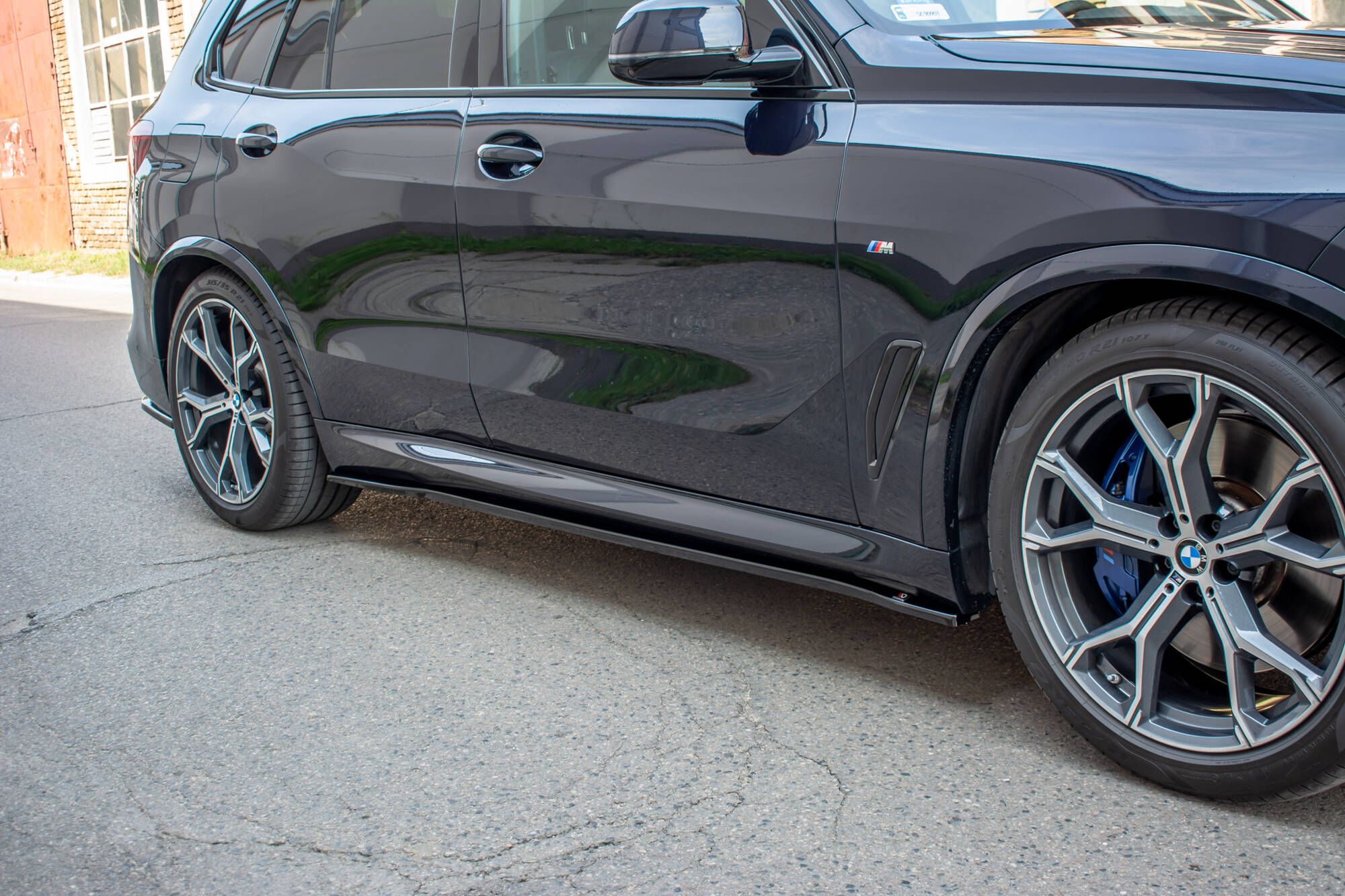 Maxton Design Street+ Seitenschweller Leisten passend für BMW X5 G05 M Paket schwarz Hochglanz