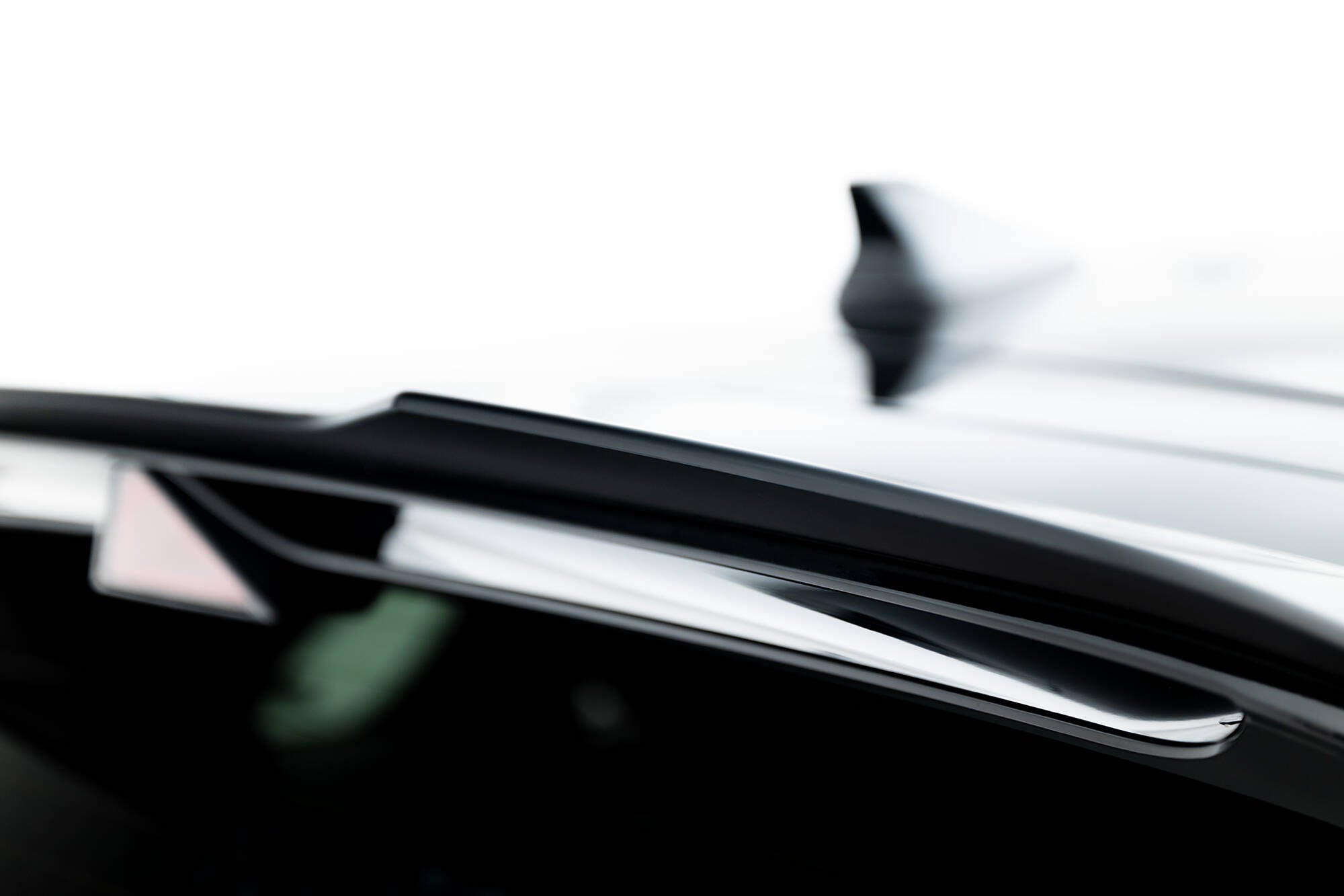 Maxton Design Spoiler CAP V.2 passend für Hyundai I30 N Hatchback Mk3 / Mk3 Facelift schwarz Hochglanz