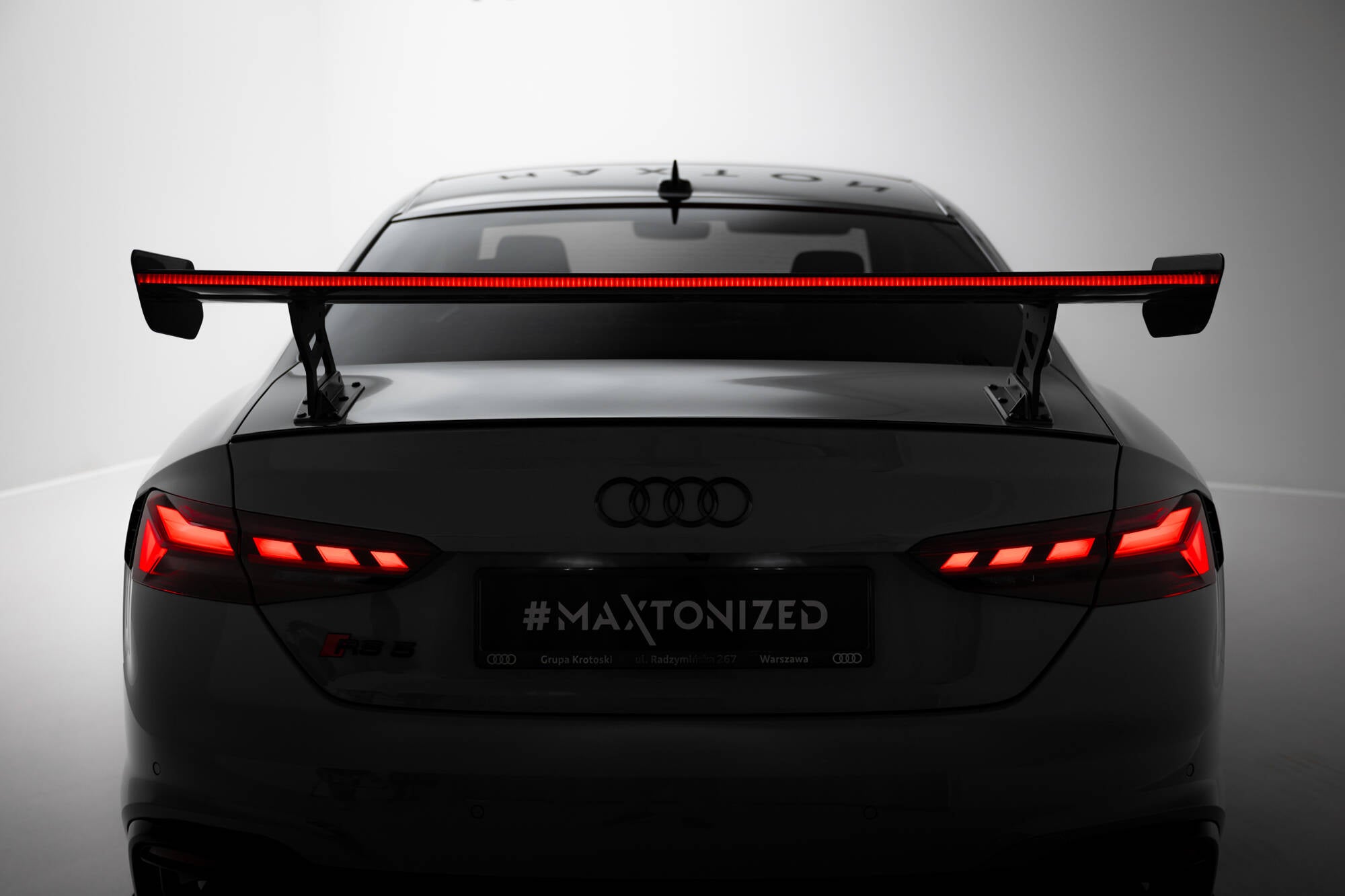 Maxton Design Carbon Spoiler With External Brackets Uprights V.2 + LED Audi A5 / A5 S-Line / S5 / RS5 Coupe F5 / F5 Facelift für Audi A5 / S5 / RS5
