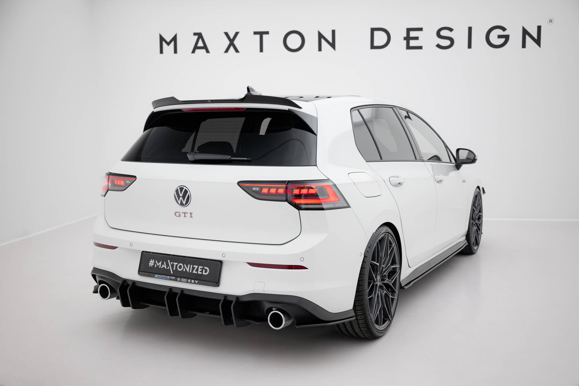 Maxton Design Street Pro Heckschürze V.2 passend für VW Golf GTI Mk8