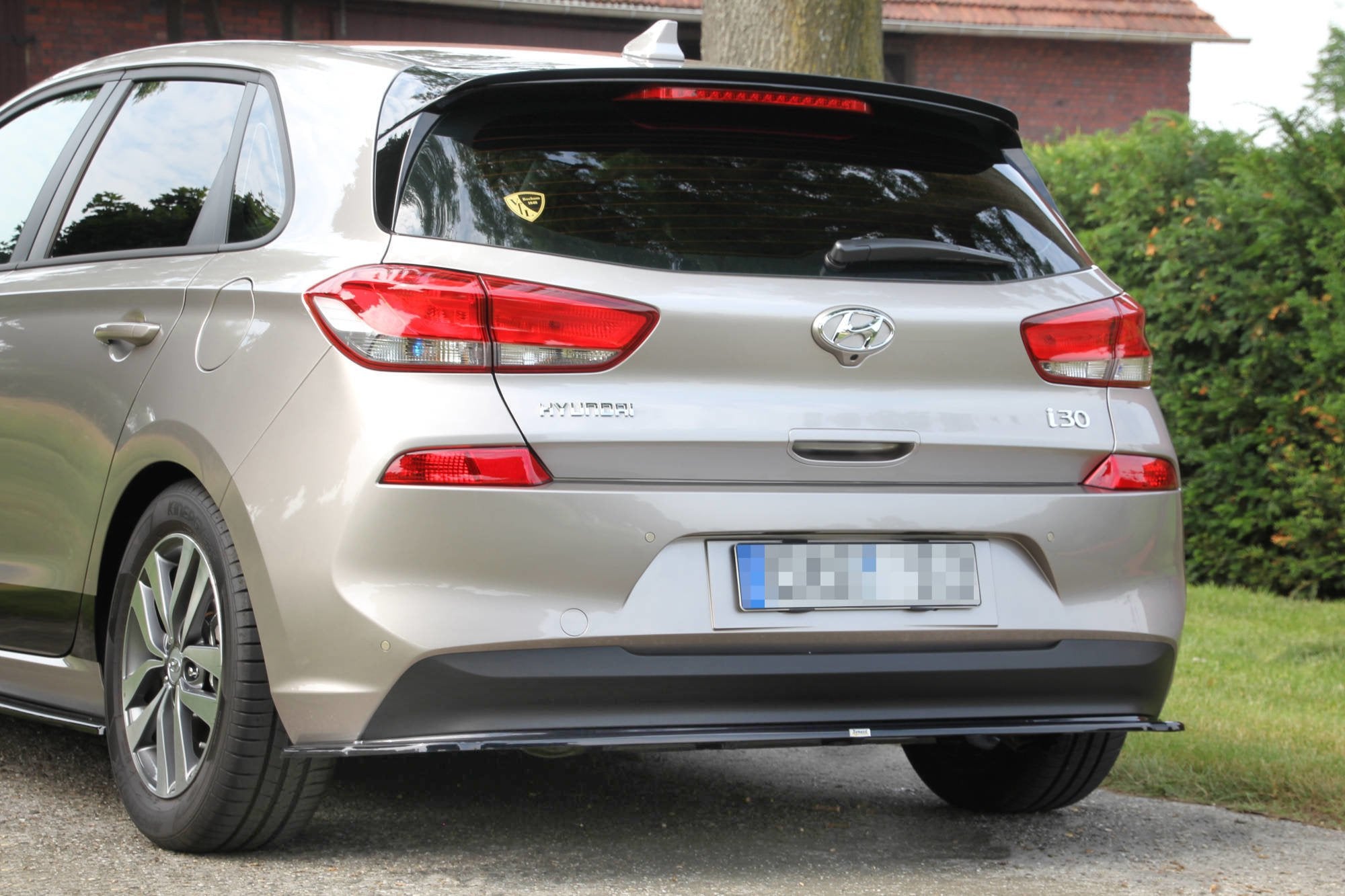 Maxton Design Heckansatz HYUNDAI I30 MK3 HATCHBACK schwarz Hochglanz für Hyundai I 30 Mk3