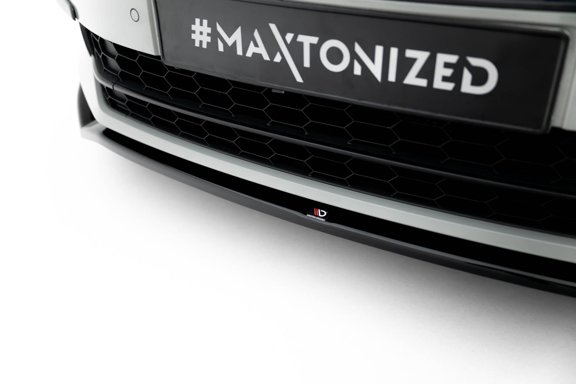 Maxton Design Street+ Spoilerlippe Front Ansatz V.2 passend für Skoda Superb Liftback / Combi Mk3 schwarz Hochglanz