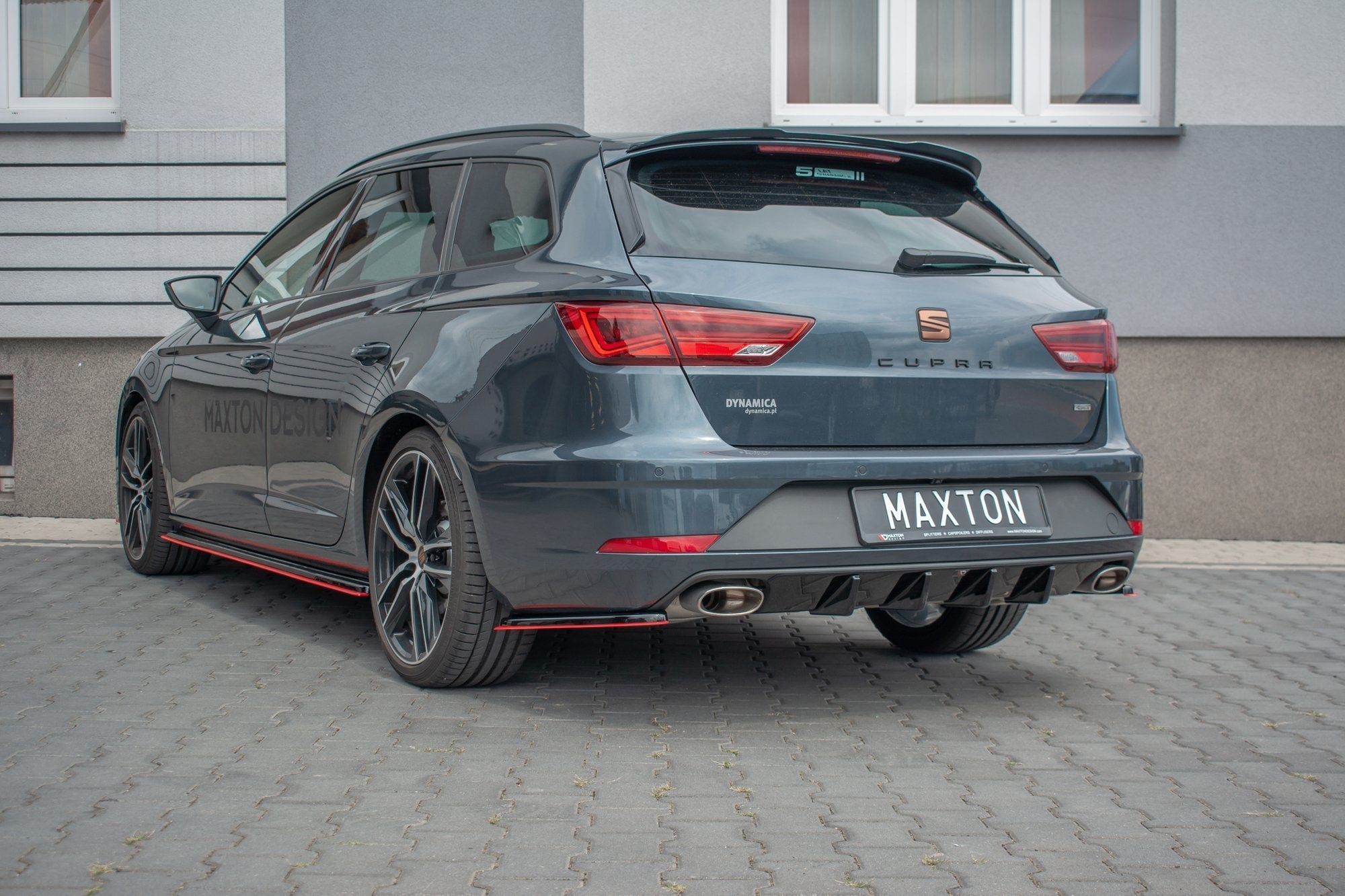 Maxton Design Diffusor Heck Ansatz V.1 passend für Seat Leon Cupra Mk3 FL Sportstourer schwarz Hochglanz