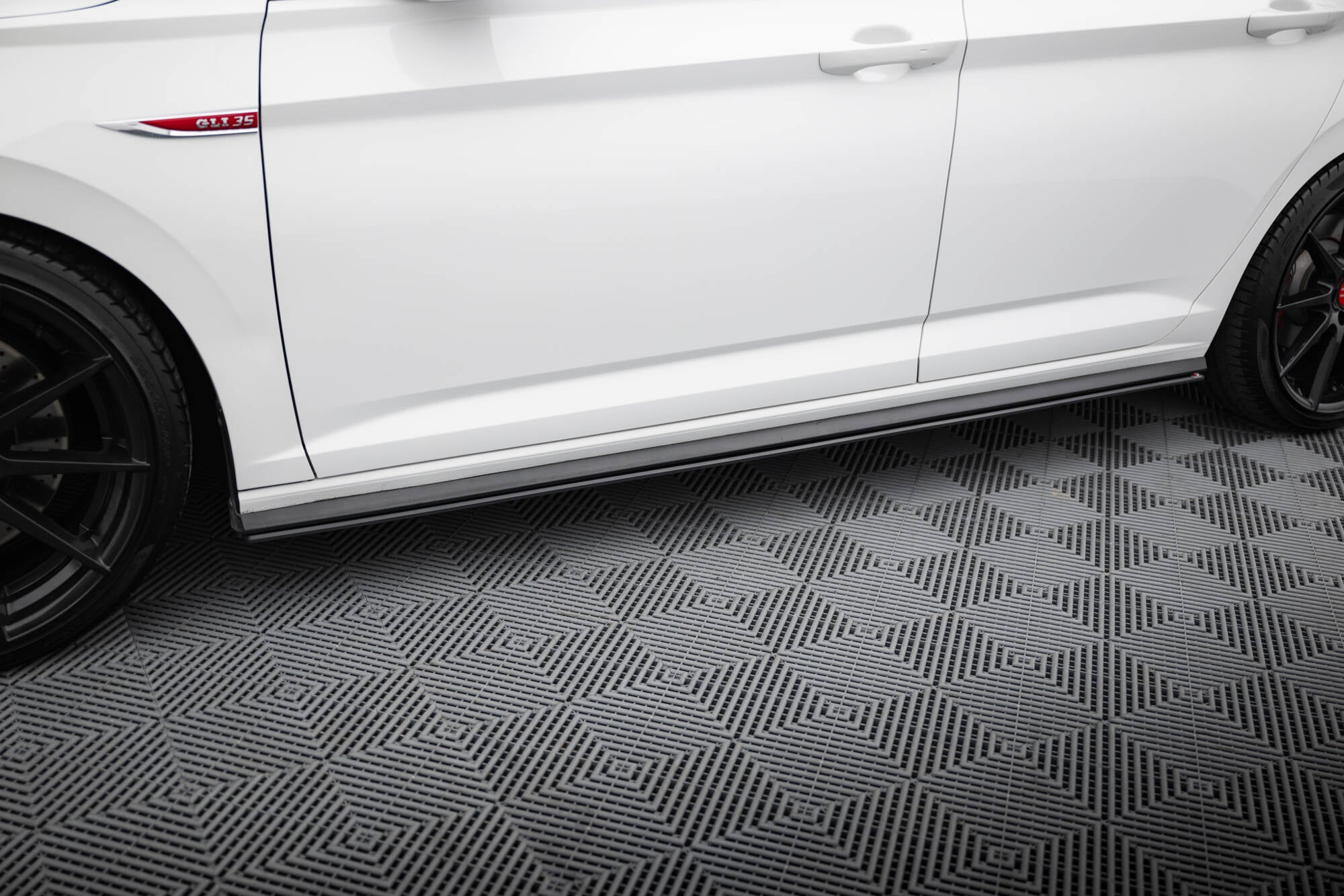 Maxton Design Street Pro Street+ Seitenschweller Leisten passend für VW Jetta GLI Mk7