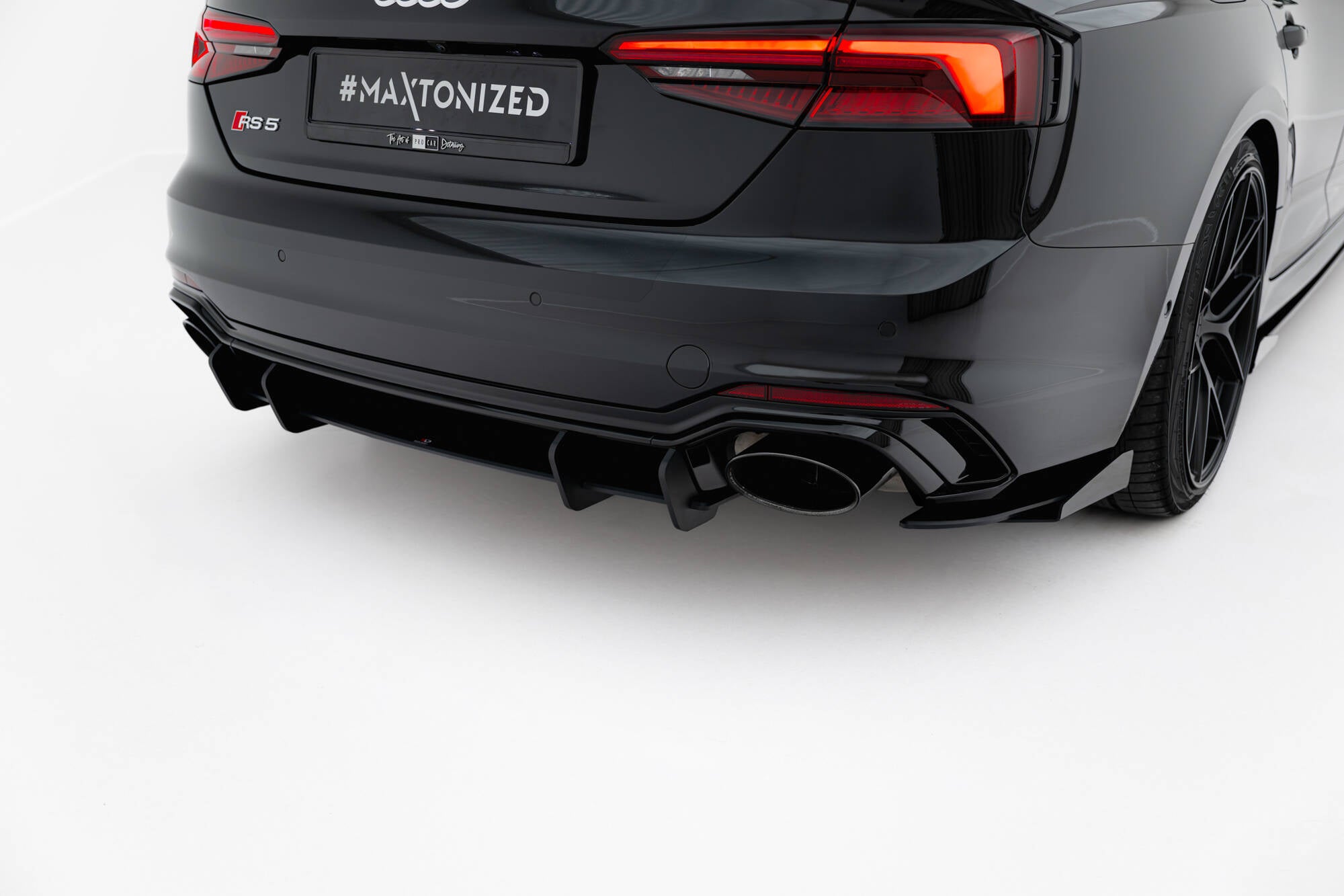 Maxton Design Street Pro Heckschürze passend für Audi RS5 Coupe / Sportback F5